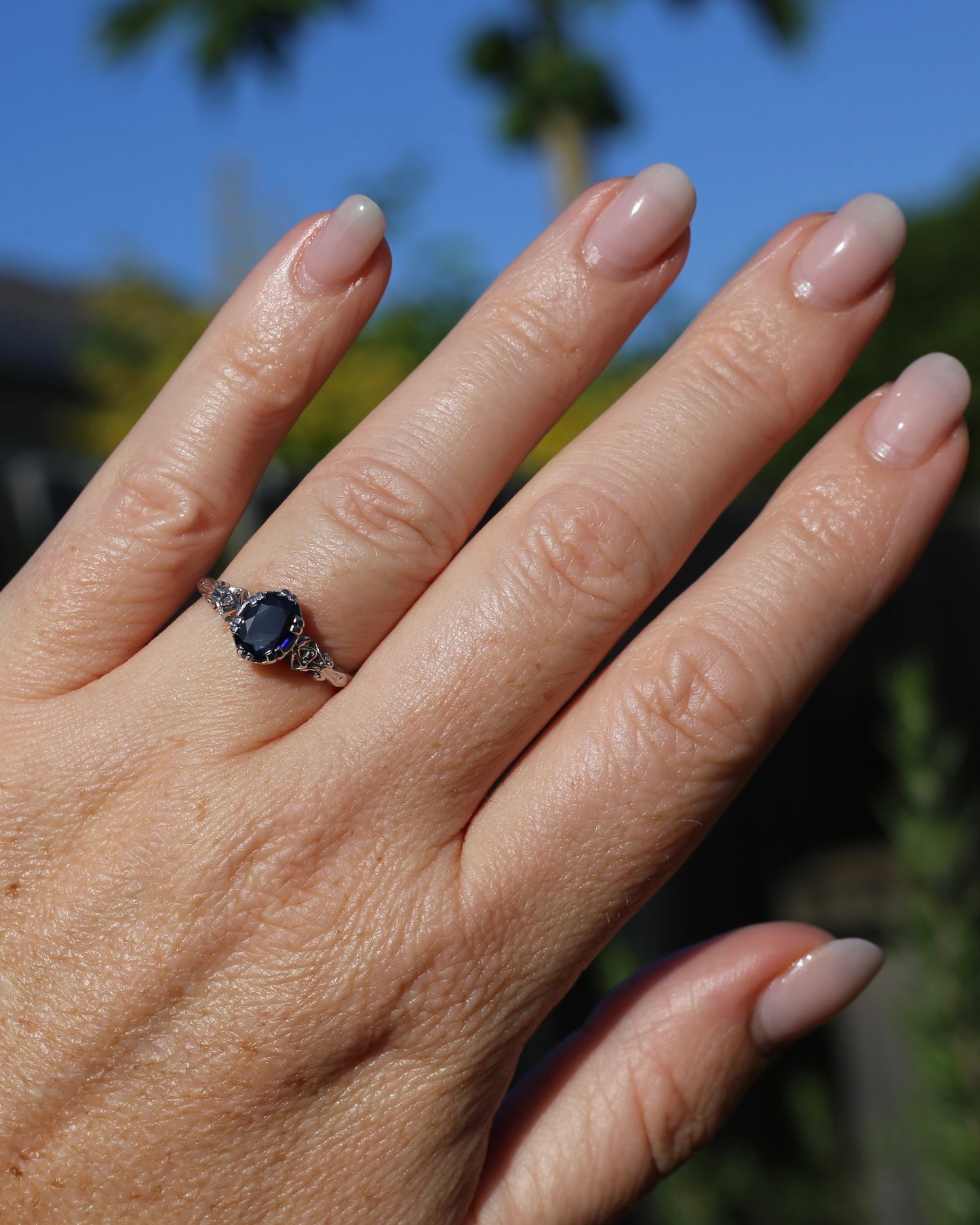 1.3ct Natural Blue Australian Sapphire, in a Vintage Double Claw Set 9ct White Gold Filigree Ring, size P or 7.75, 2.45g
