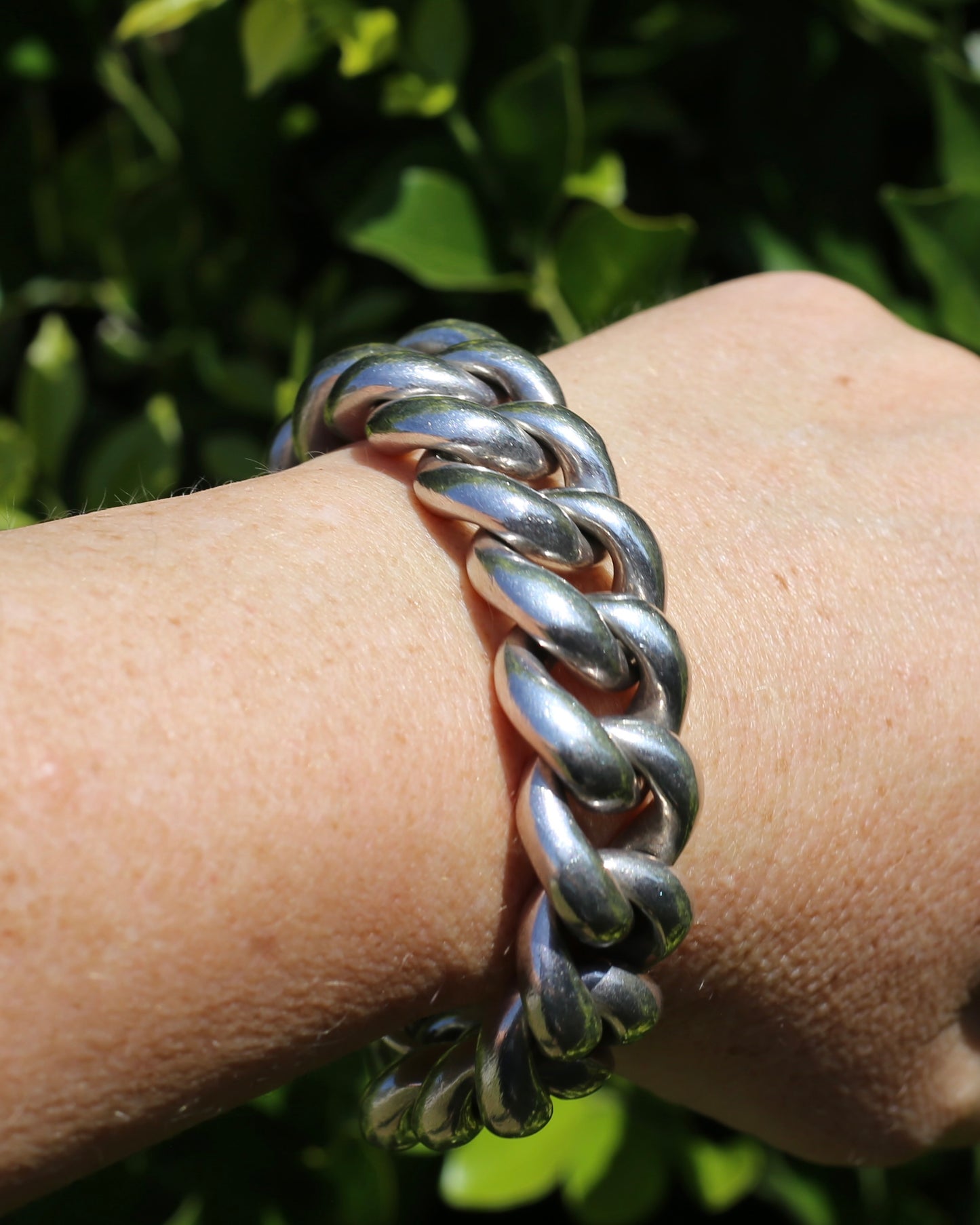 Australian Designer Very Chunky Semi Hollow Curb Link Bracelet with Heart Padlock, 84.2g