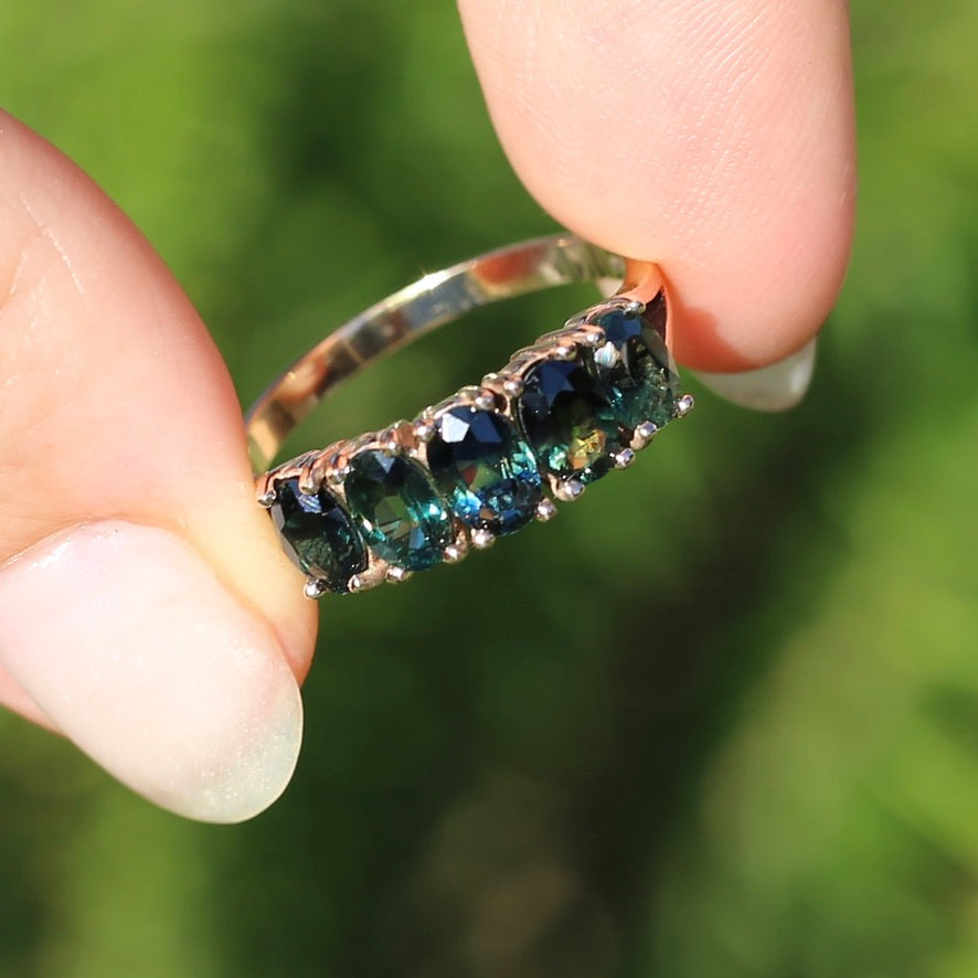 3 Carat Five Stone Parti Sapphire Ring, 9ct Yellow Gold, size R1/2 or nearly 9, with valuation