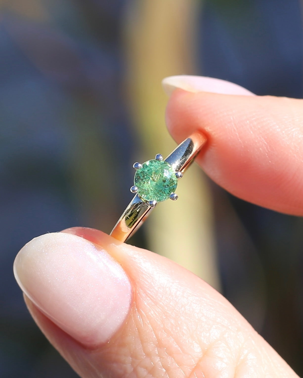 0.75ct Tsavorite - Light Grossular Green Garnet - in Vintage 14ct Yellow and White Gold Setting, size J1/2 or 5