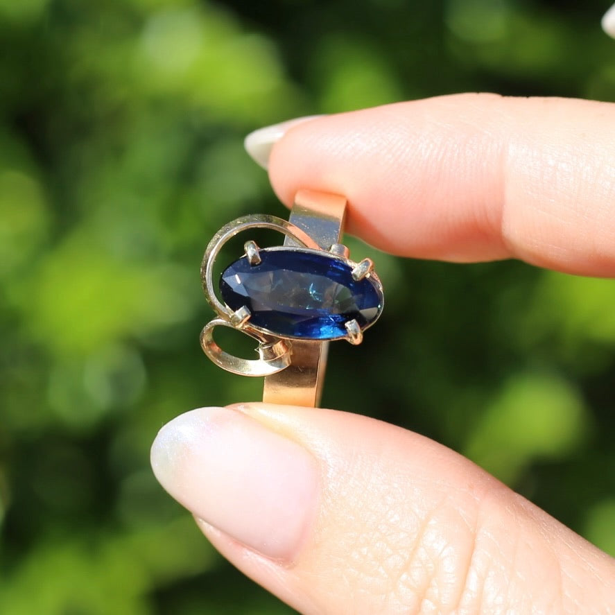 1980s 4ct Australian Parti Sapphire Retro Ring, 9ct Yellow Gold, size X or 11.5 (easily sizeable) with valuation