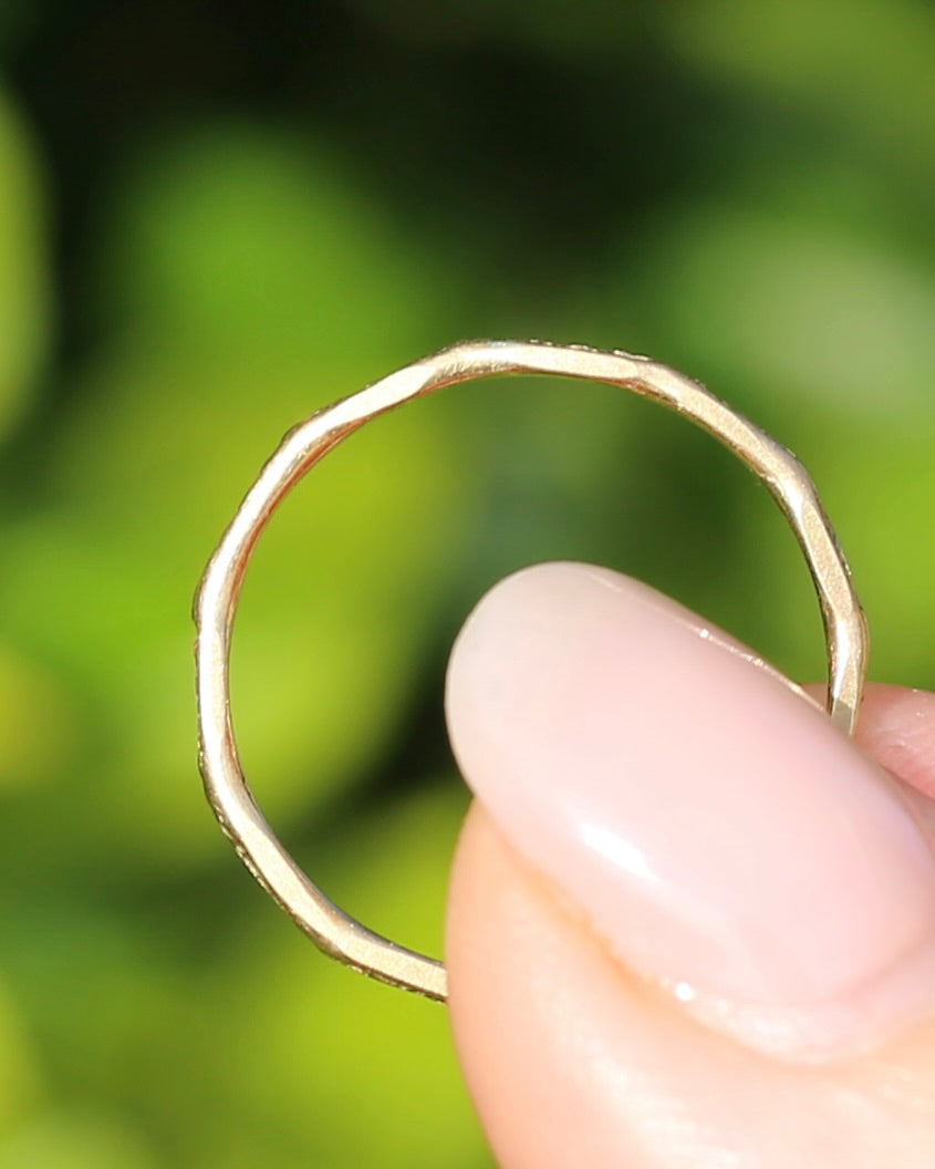 Vintage Rustic Gold Ring, 9ct Yellow Gold, size P or 7.5, 1.1g