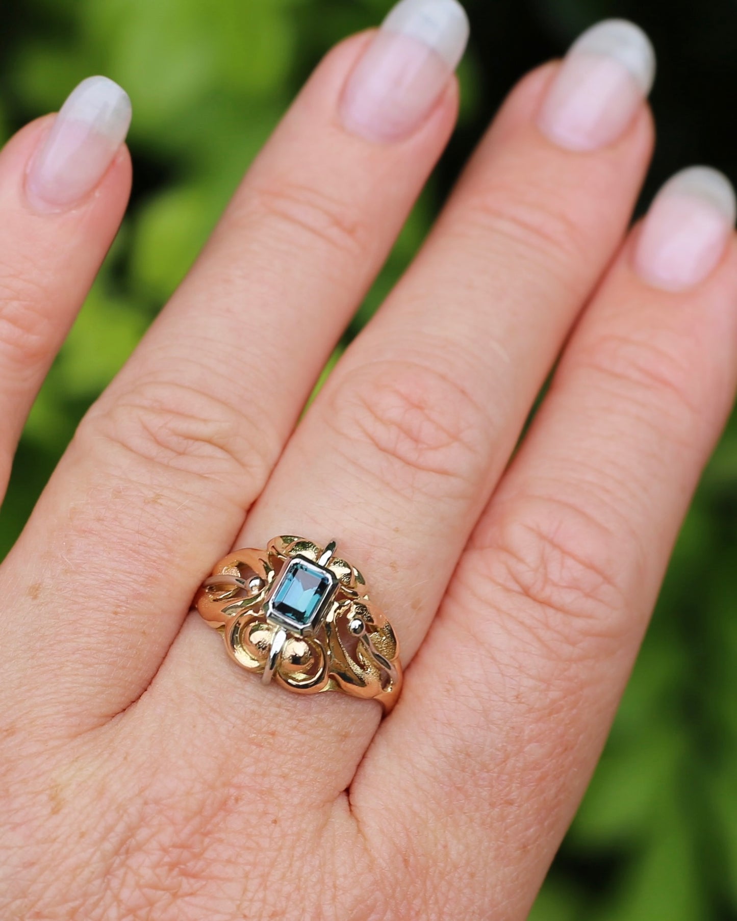 East African Emerald Cut Teal Parti Sapphire in 1940s Italian Made 18ct Mixed Metal Handmade ring, size S or 9.25 with valuation