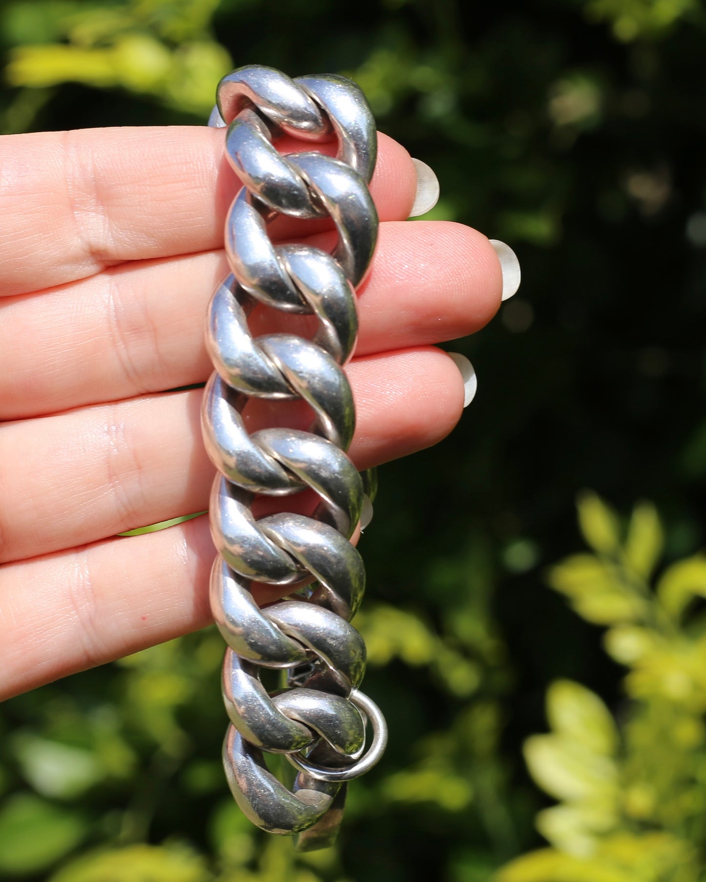 Australian Designer Very Chunky Semi Hollow Curb Link Bracelet with Heart Padlock, 84.2g