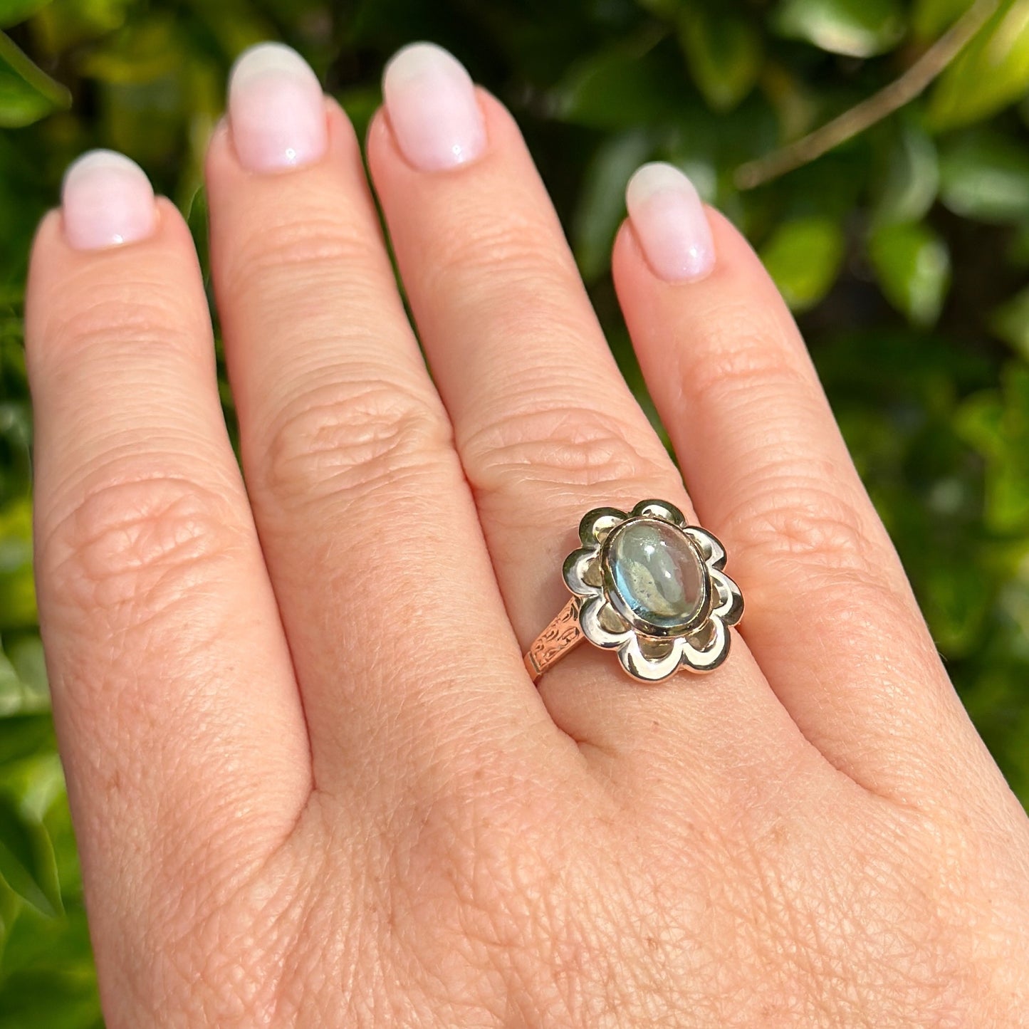 2.35ct Natural Aquamarine Cabochon in Vintage Floral 9ct Gold Ring, size O or 7.25
