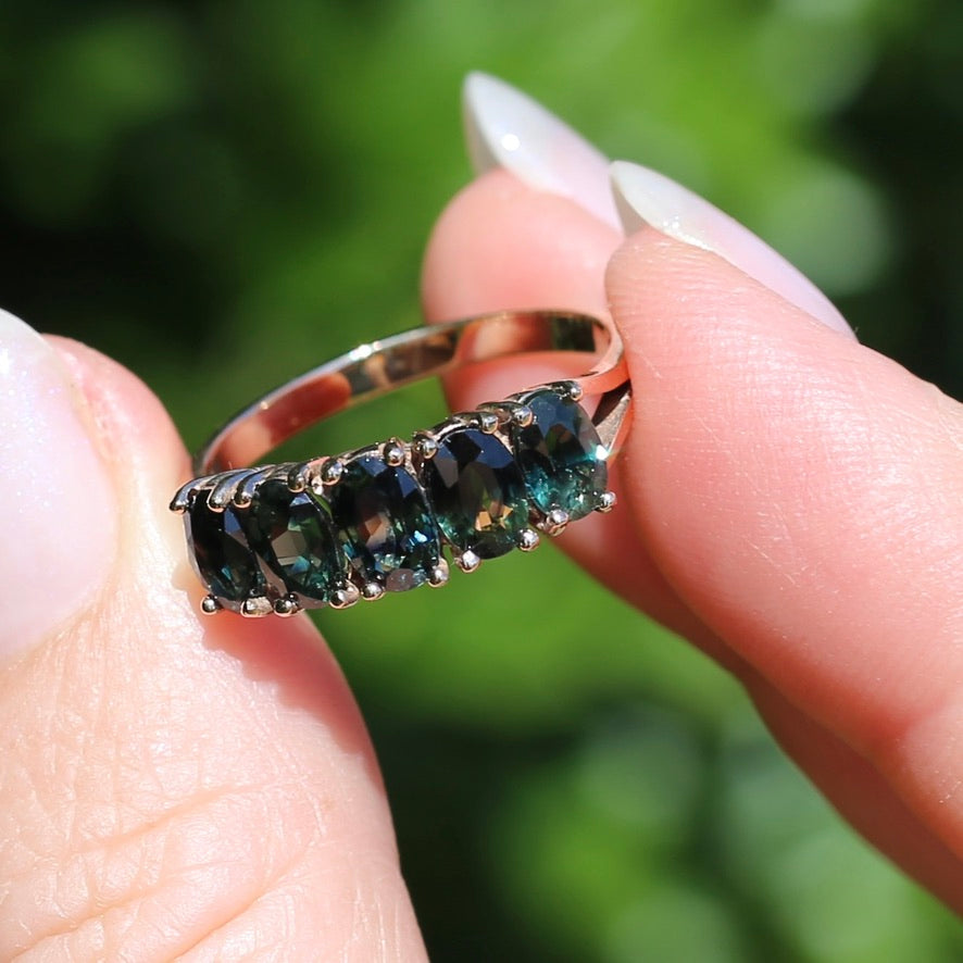 3 Carat Five Stone Parti Sapphire Ring, 9ct Yellow Gold, size R1/2 or nearly 9, with valuation