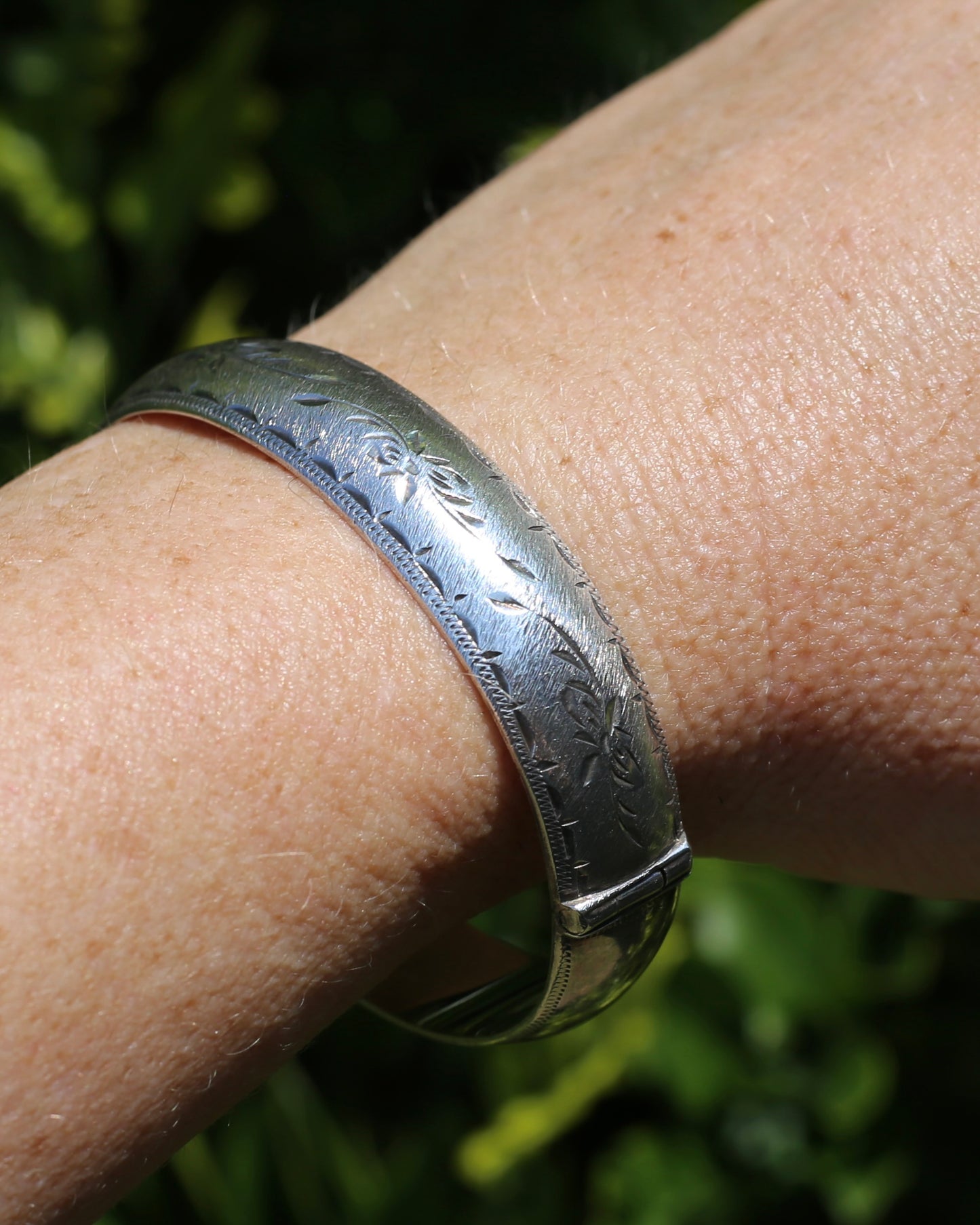Vintage Hinged Engraved Silver Semi Hollow Bangle, Sterling Silver, 19.2g