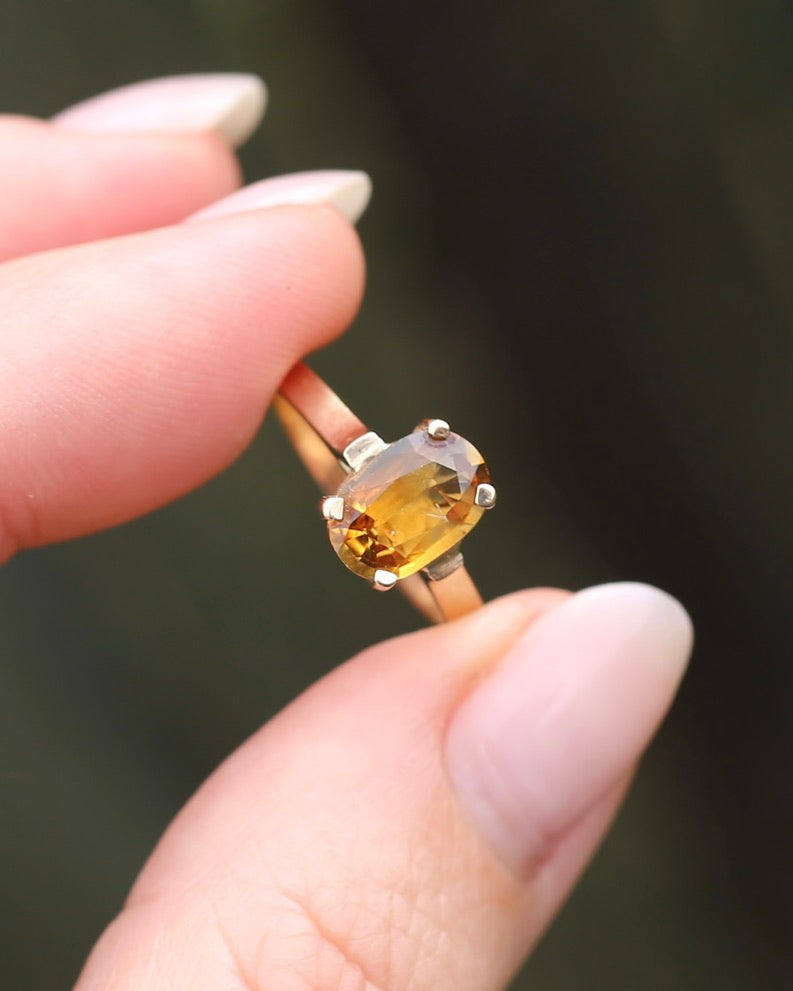 Vintage Yellow Sapphire Ring, 9ct Yellow Gold, size M1/2 or 6.5, 2.68g