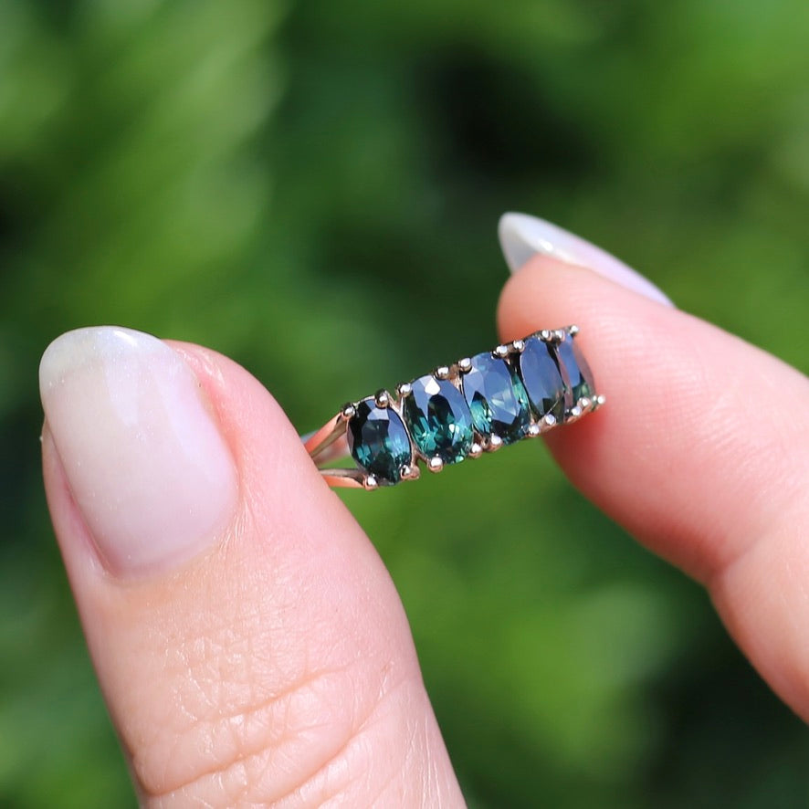 3 Carat Five Stone Parti Sapphire Ring, 9ct Yellow Gold, size R1/2 or nearly 9, with valuation