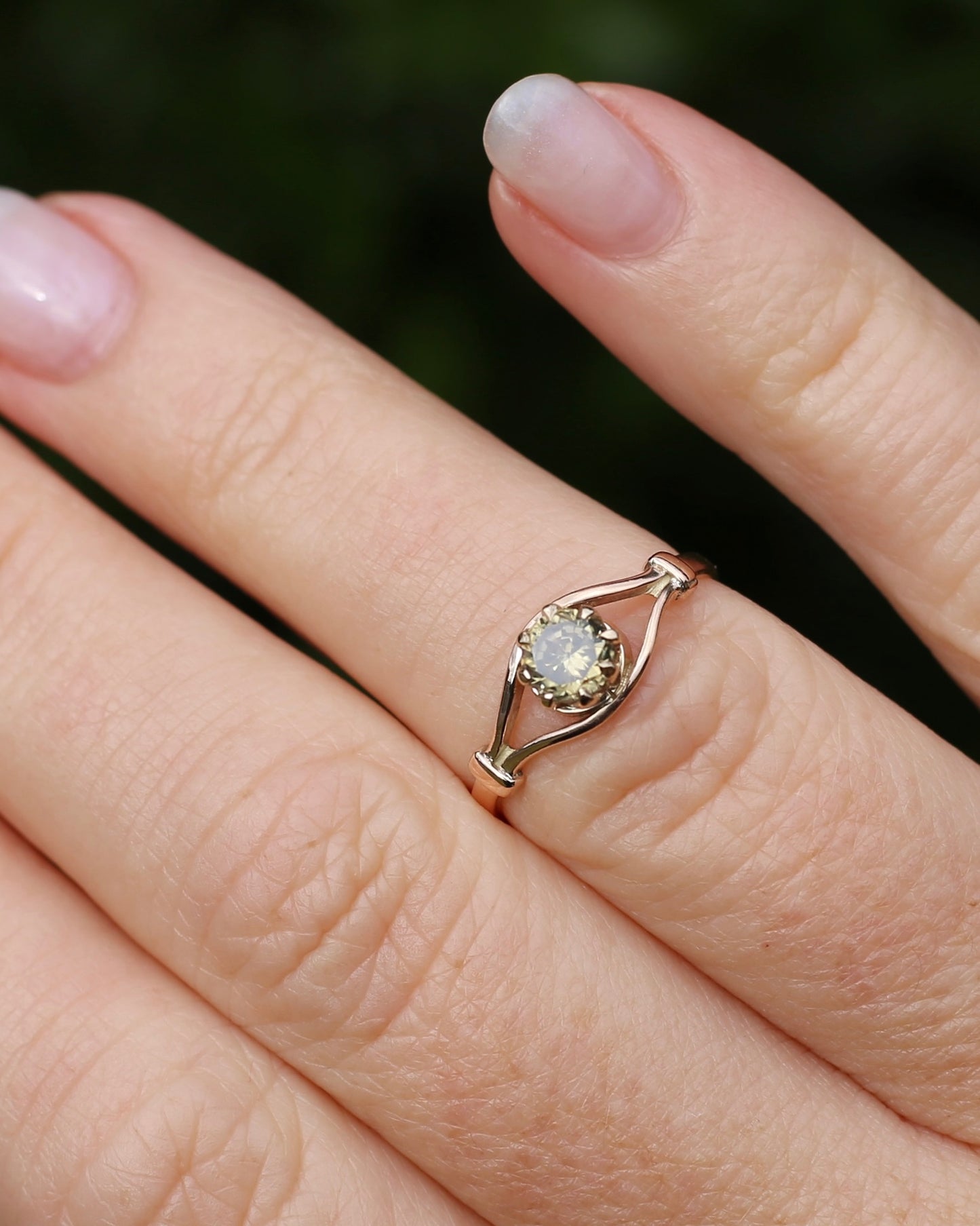 East African Green Zircon, Vintage 8 Claw Setting, Old Rosey Gold, size M1/2 or 6.5