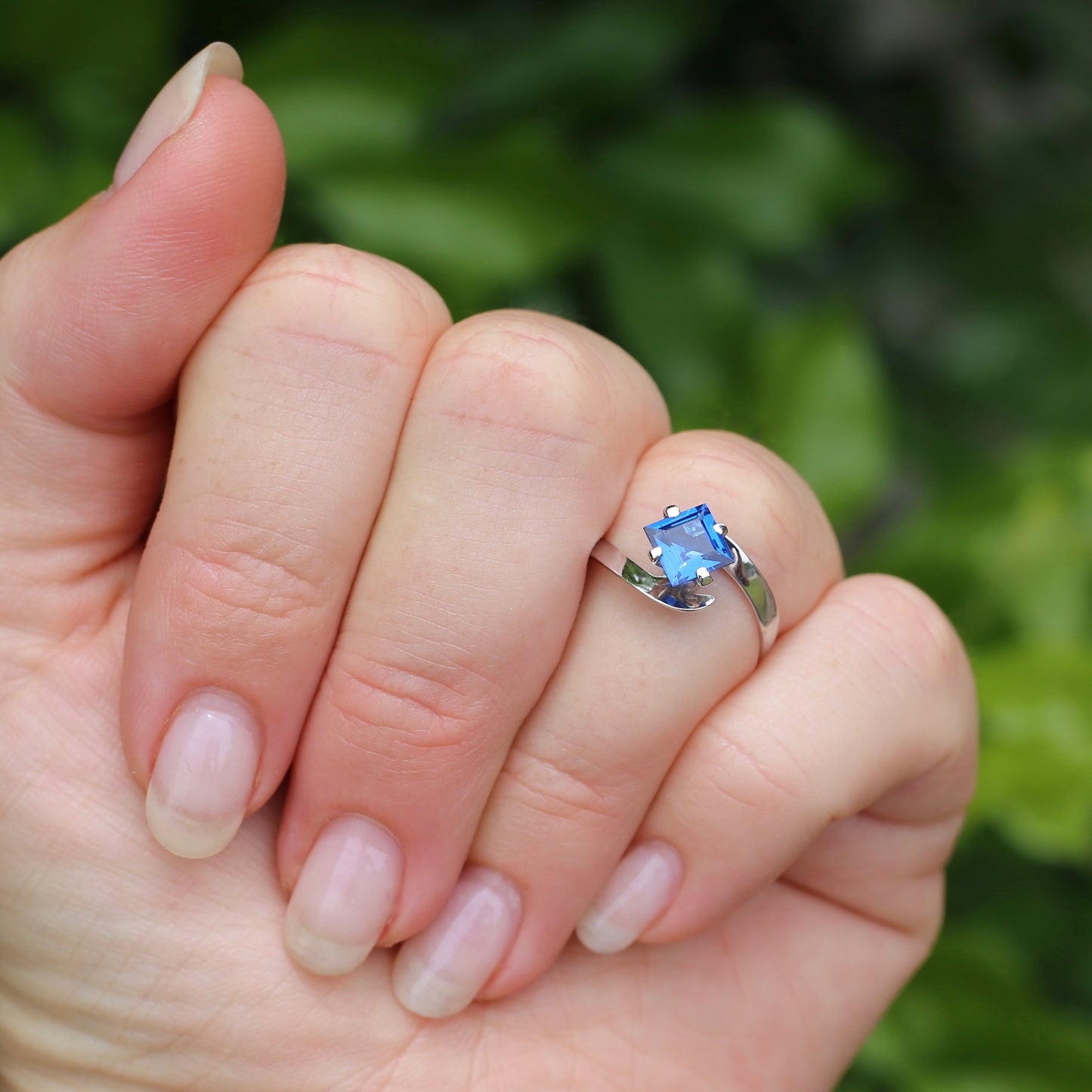 Circa 1960s Square Emerald Cut Blue Spinel in Asymmetric White Gold Ring, 9ct White Gold, size 6.25 or M
