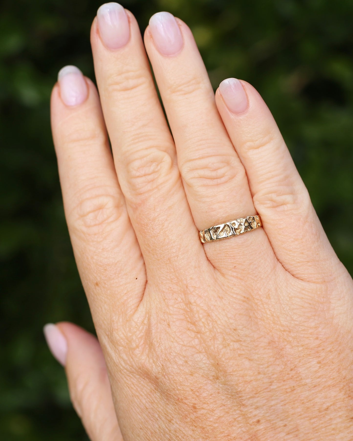 MIZPAH ring, 9ct Yellow Gold, size P or 7.75