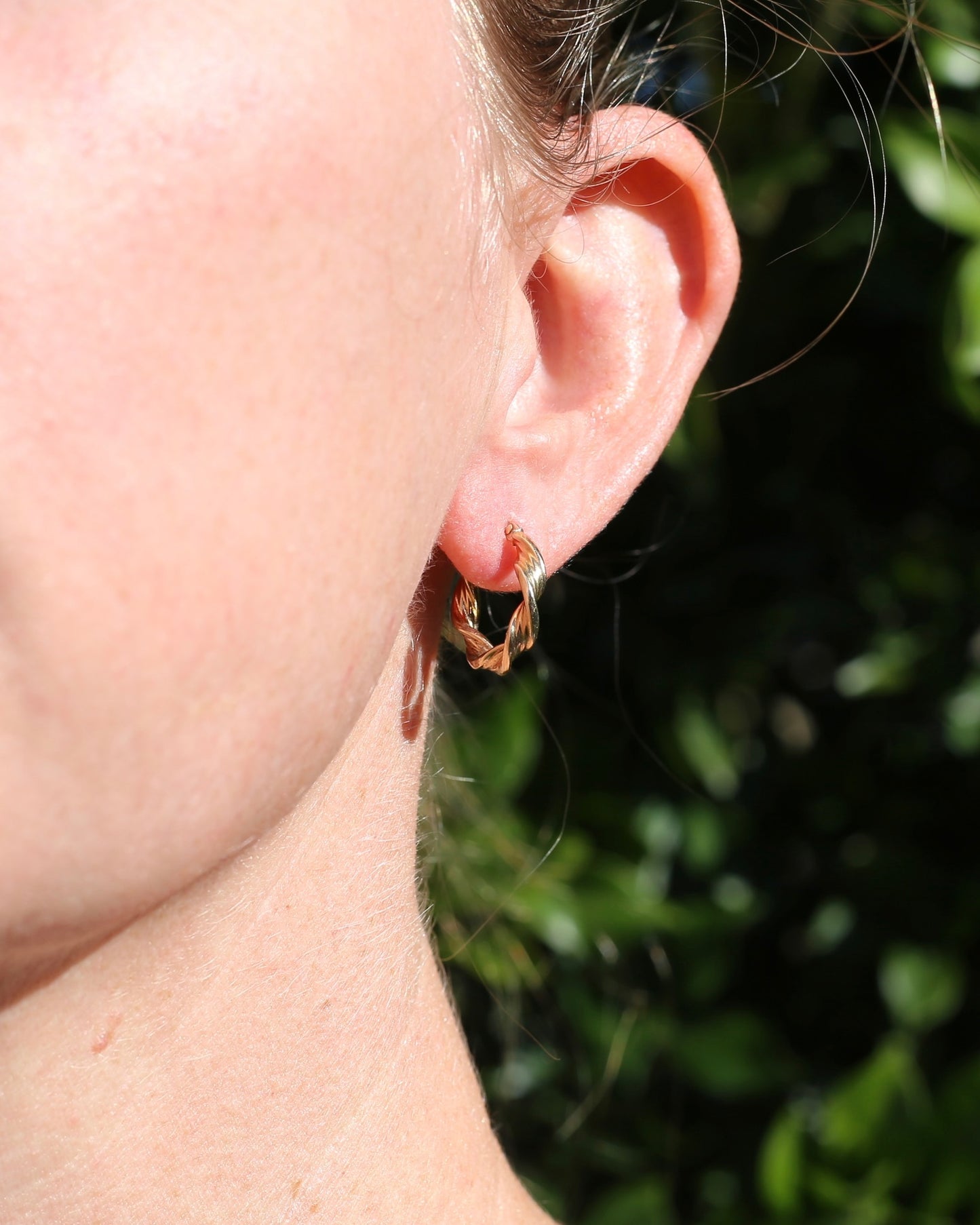 UnoAErre Twisted Gold Hoop Earrings, 17.5mm 1.26g