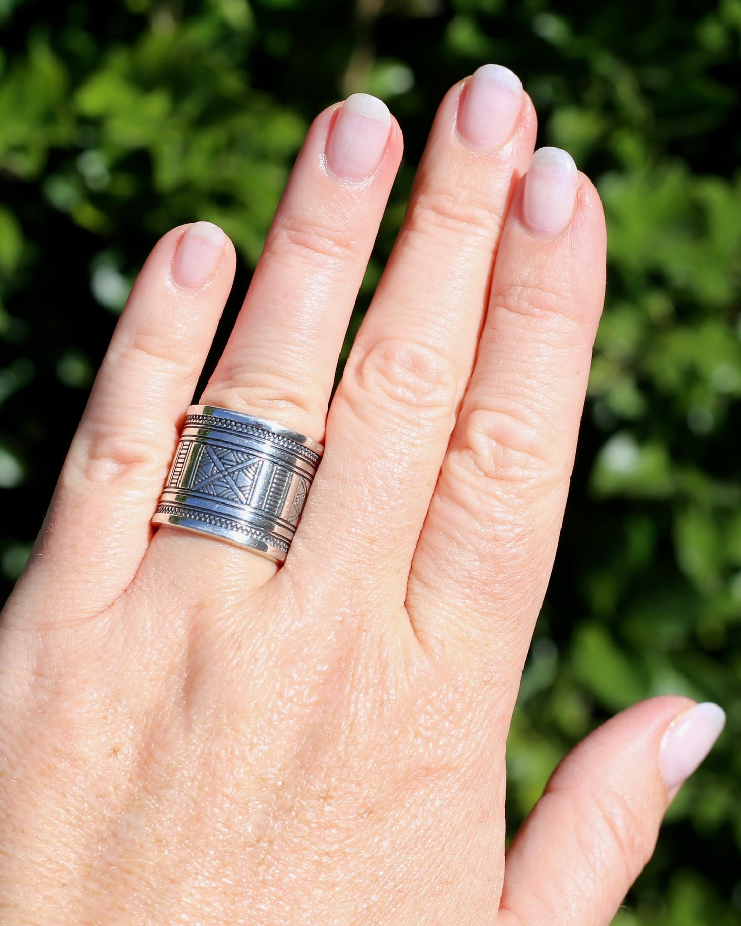 Wide Sterling Silver Etched Cigar Band, Comfort Fit Back, size P or 7.5 (fits more like an O or 7)