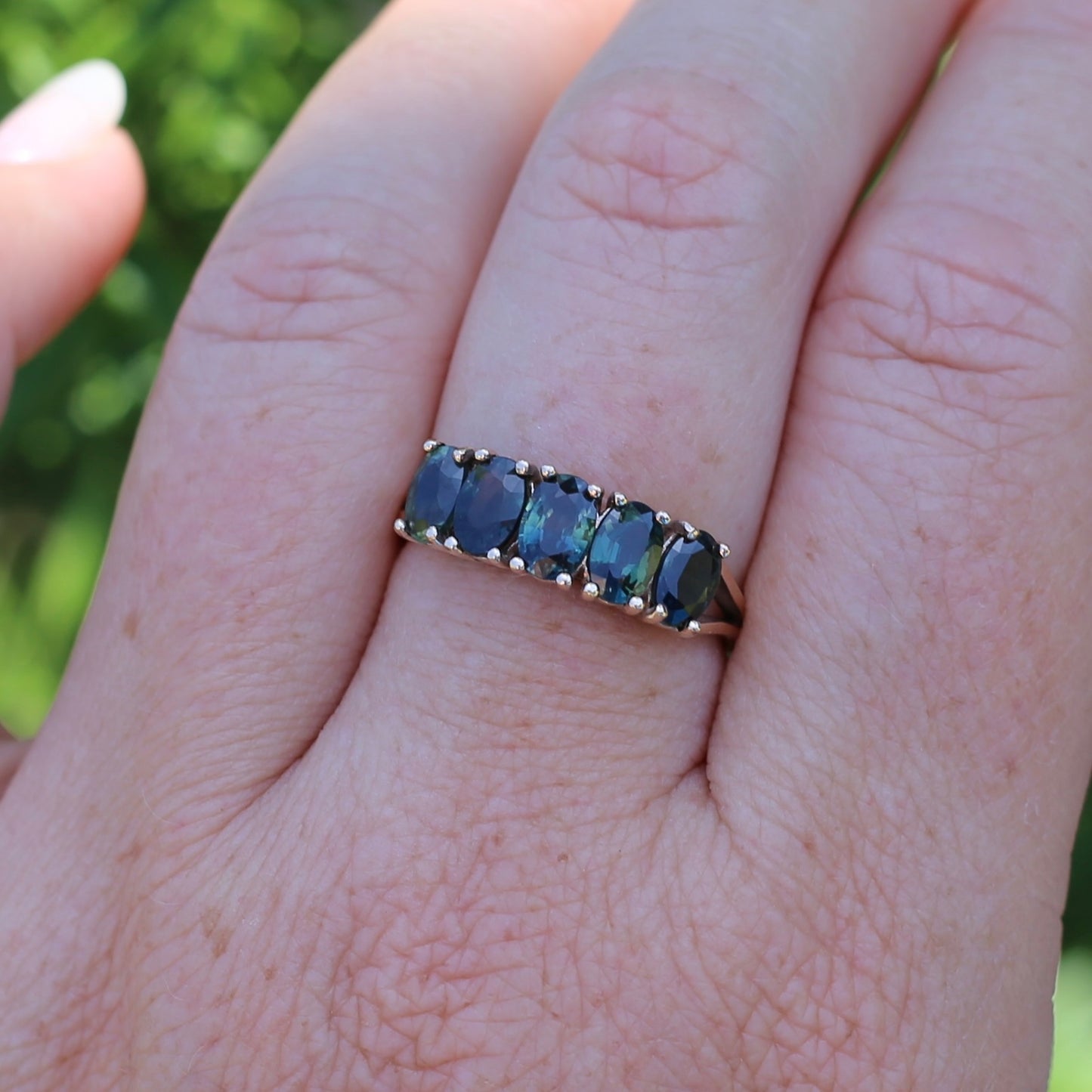 3 Carat Five Stone Parti Sapphire Ring, 9ct Yellow Gold, size R1/2 or nearly 9, with valuation