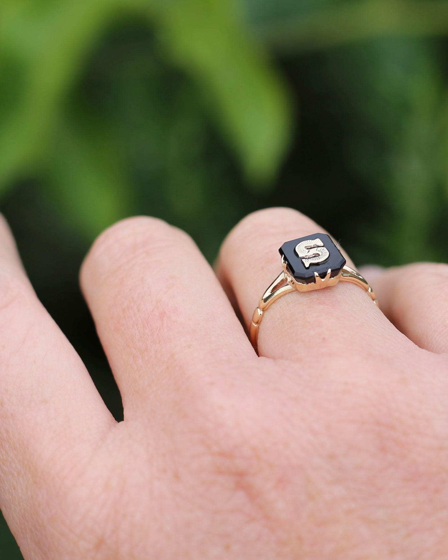"S" Vintage Onyx and 9ct Yellow Gold Signet Ring, 9ct Yellow Gold, size 8 or P1/2