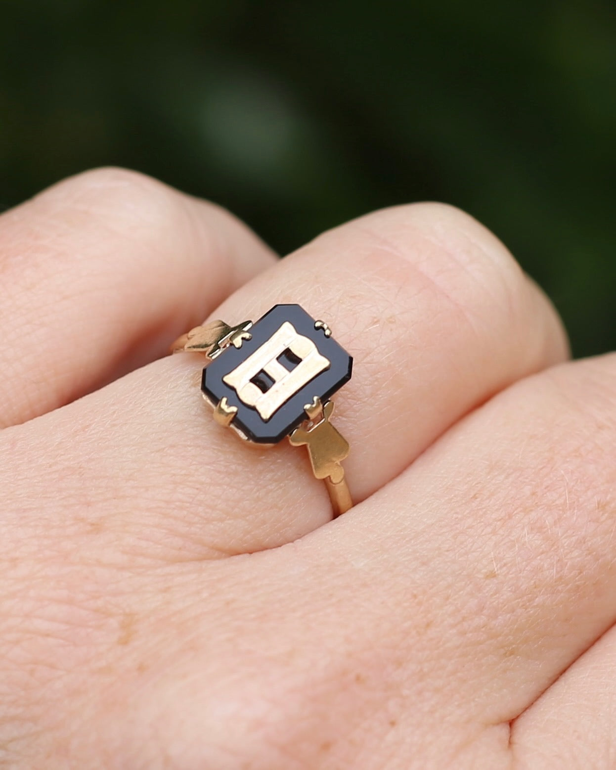 "H/B" Vintage Onyx and 9ct Yellow Gold Signet Ring, 9ct Yellow Gold, size N1/2 or 6.75