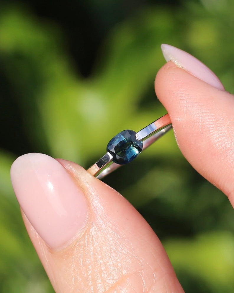 Australian Parti Sapphire Ring in Silver, size P or 7.75, 2.7g