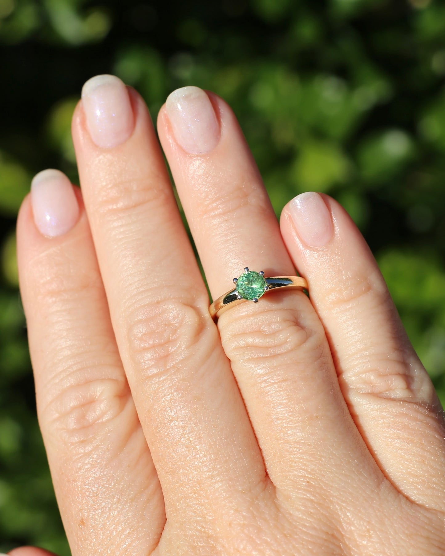 0.75ct Tsavorite - Light Grossular Green Garnet - in Vintage 14ct Yellow and White Gold Setting, size J1/2 or 5