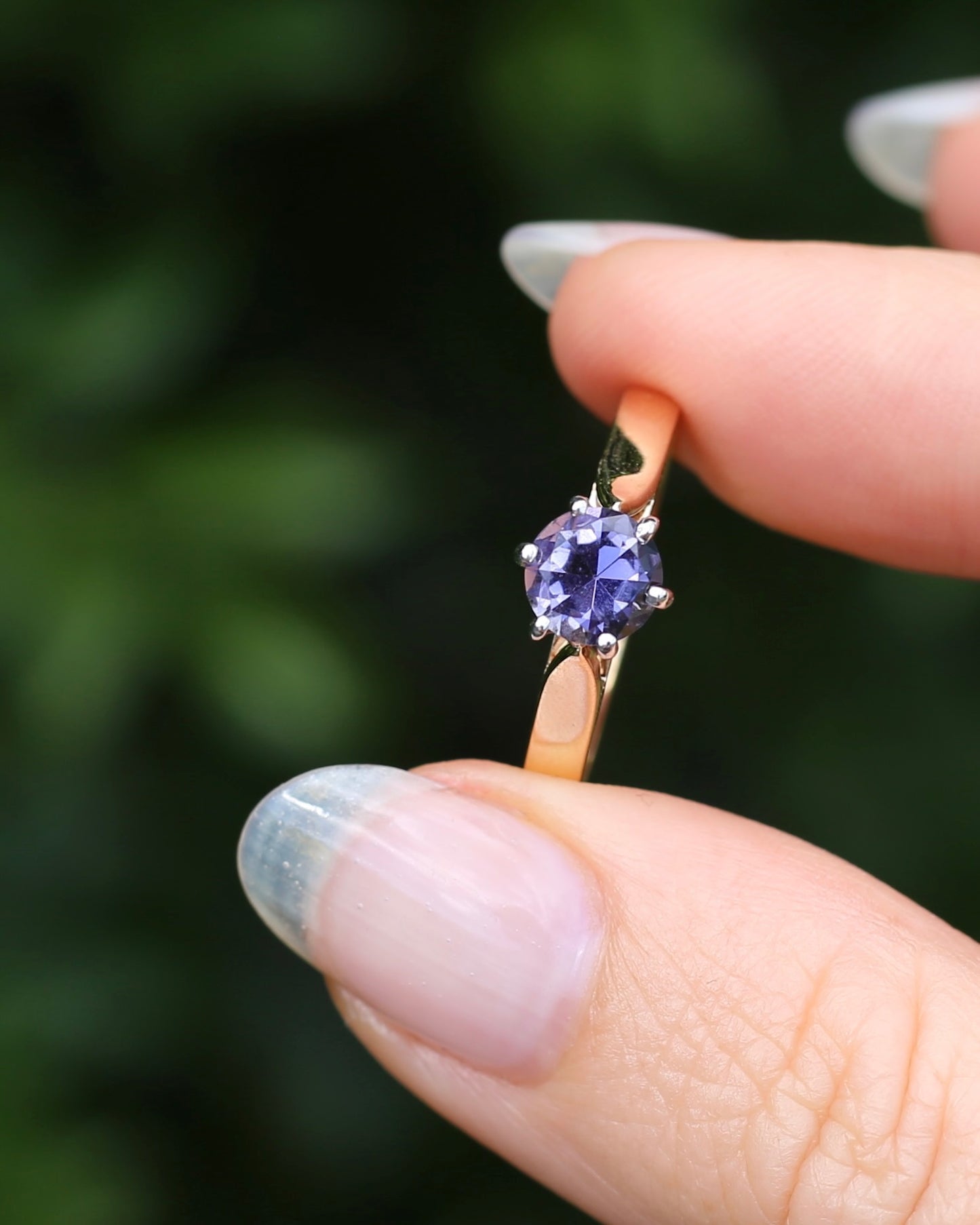 Hand Carved Australian Iolite Solitaire Ring, 9ct White and Yellow Gold, size S1/2 or 9.25, 3.03g