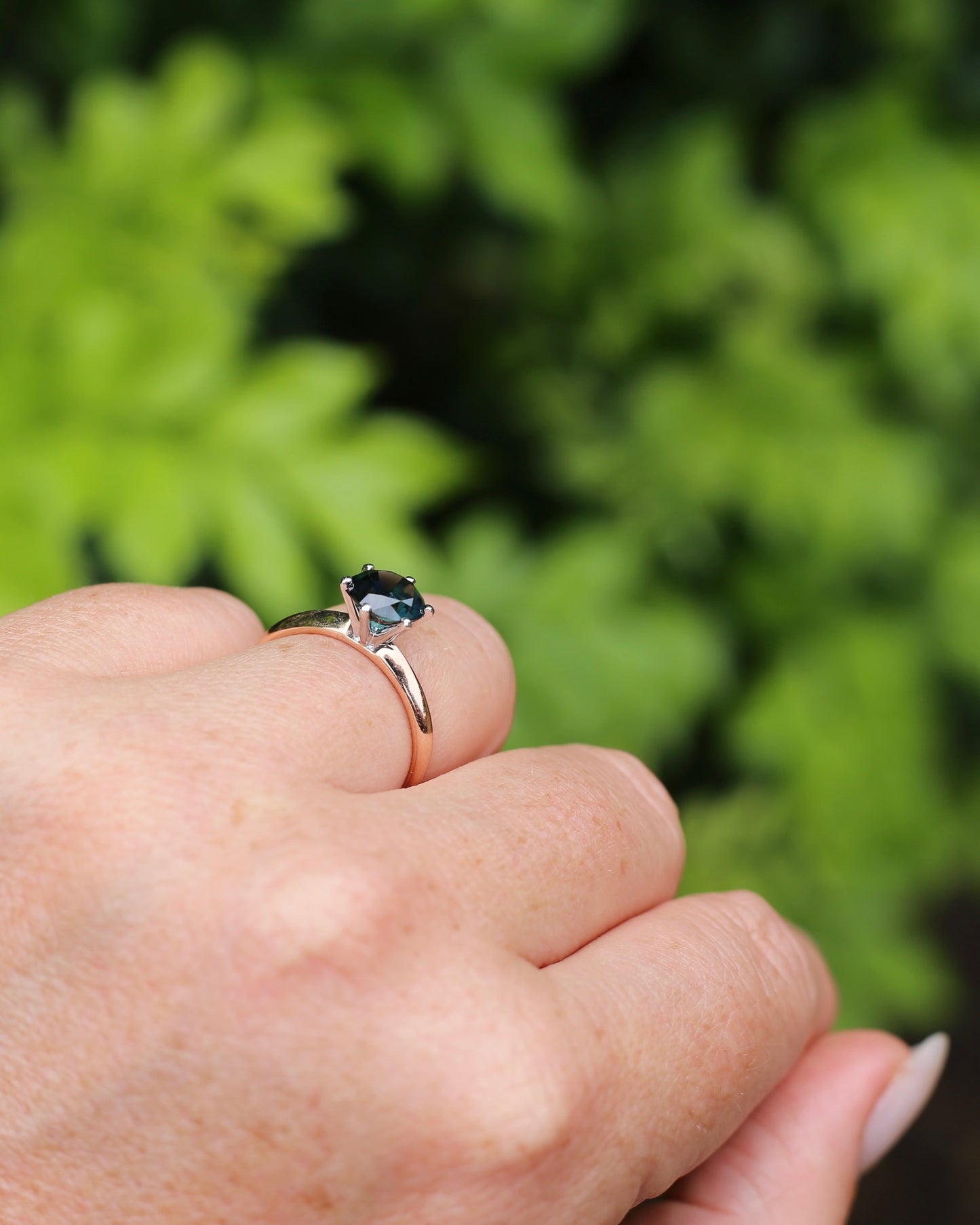 East African 1.98 Dark Teal Parti Sapphire 14ct White and Rose Ring, size N1/2 or 7 with valuation