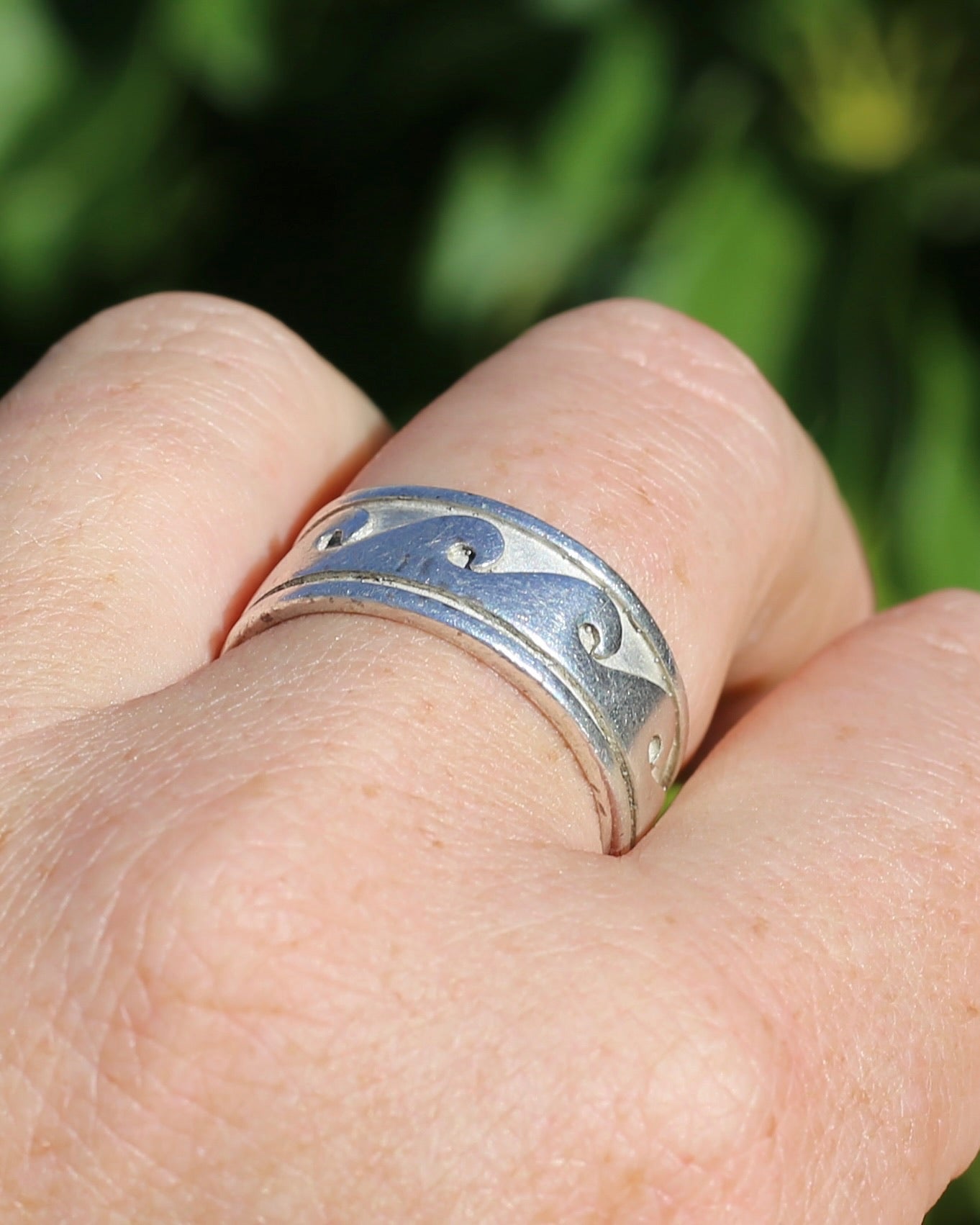 Chunky Sterling Silver Wave Ring, size U or 10 (fits more like an S1/2 or T)
