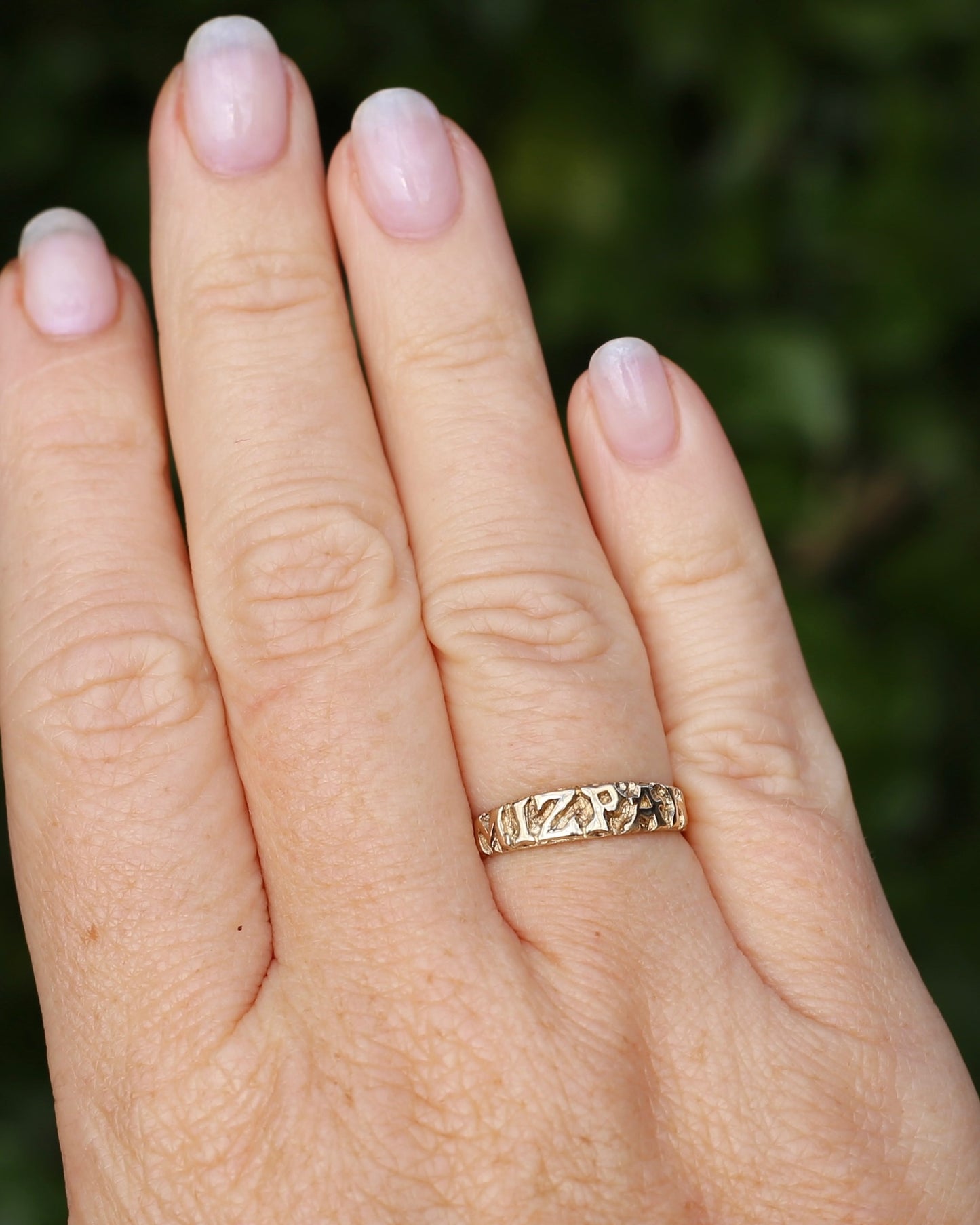 MIZPAH ring, 9ct Yellow Gold, size P or 7.75