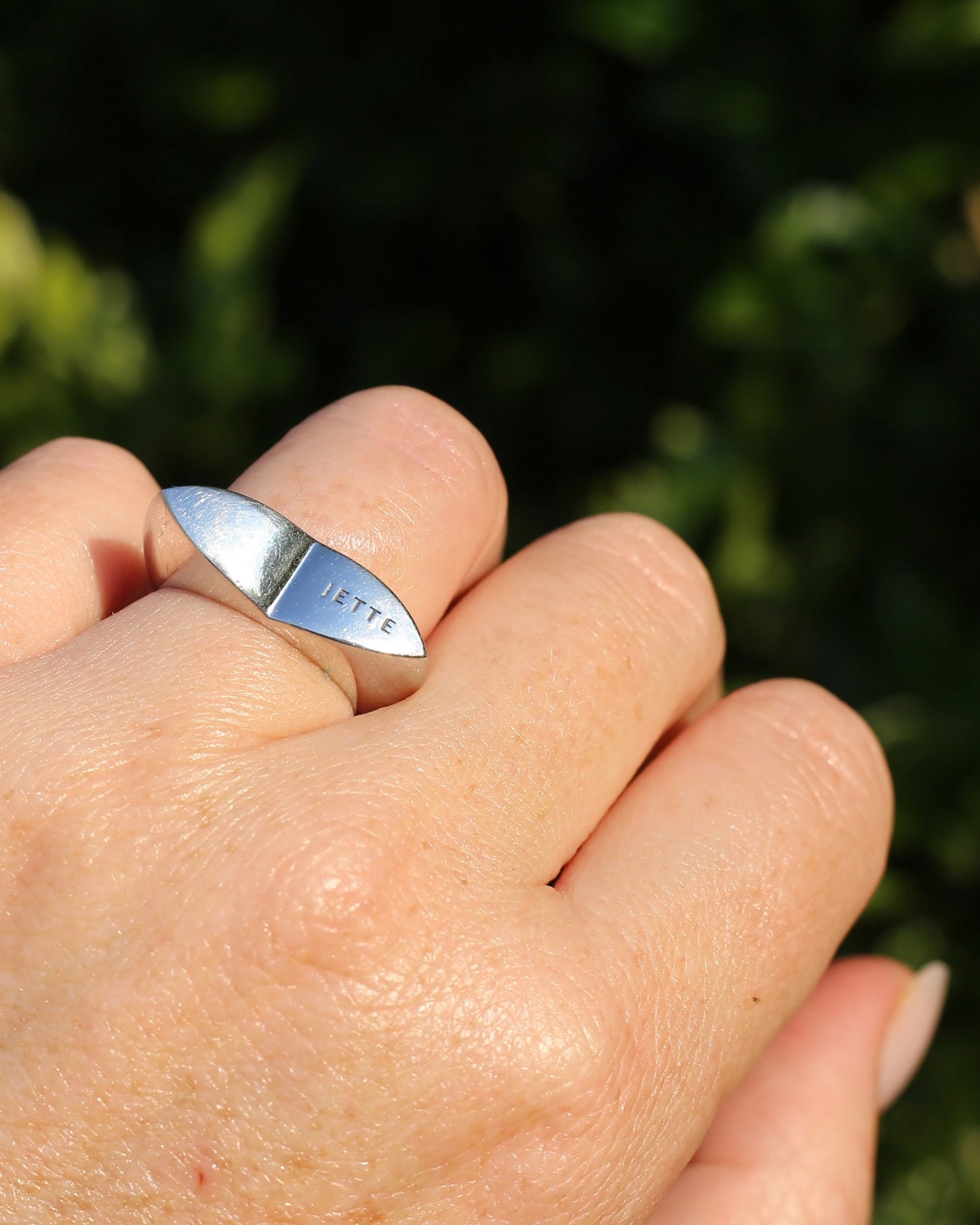 German Jette Ring, Sterling Silver, 8.1g, size O or 7.25 (feels more like N1/2)