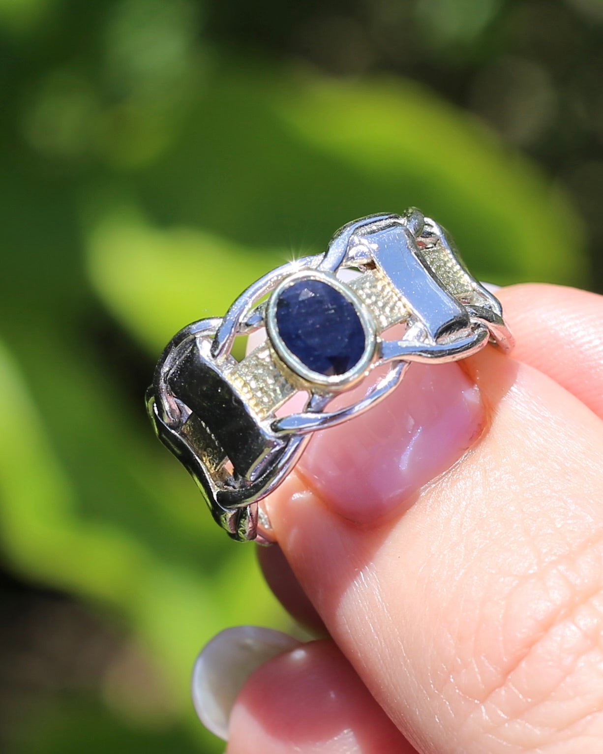 Mixed Metal Bezel Set Natural Sapphire Chunky Textured Ring in 9ct Yellow Gold and Sterling Silver, size R ot 8.5 (fits like P1/2 or 8), 8.77g