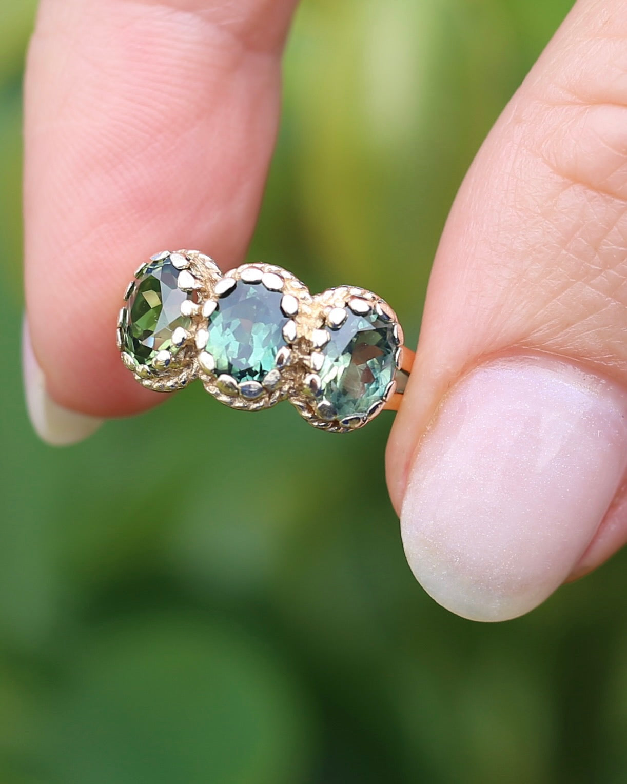 3ct Green Parti Sapphire Claw Set Vintage Ring, 9ct Yellow Gold, size 6 or L1/2