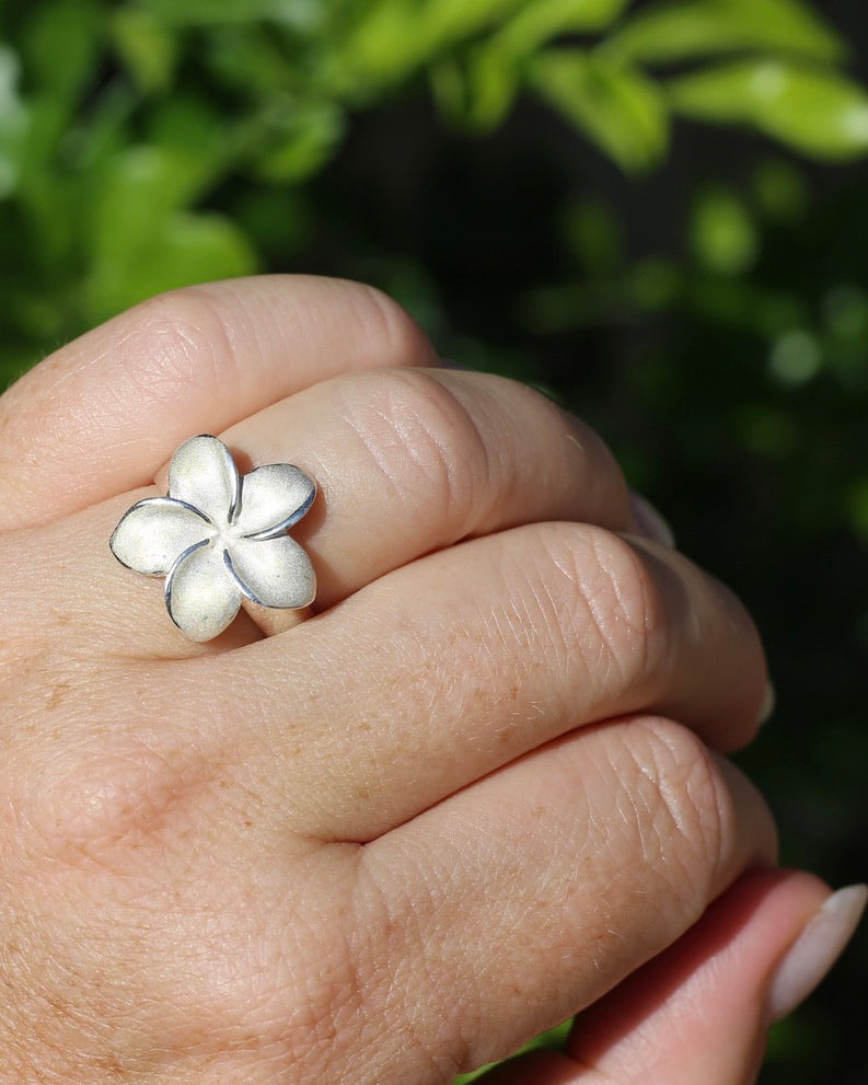 Frosted Frangipani Ring, Sterling Silver, size 8.25 or just over Q