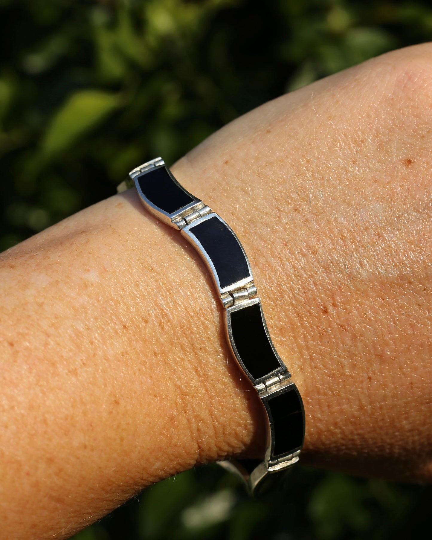 Black Panel Wavey Silver Bracelet, Sterling Silver, 18.3g, 19cm