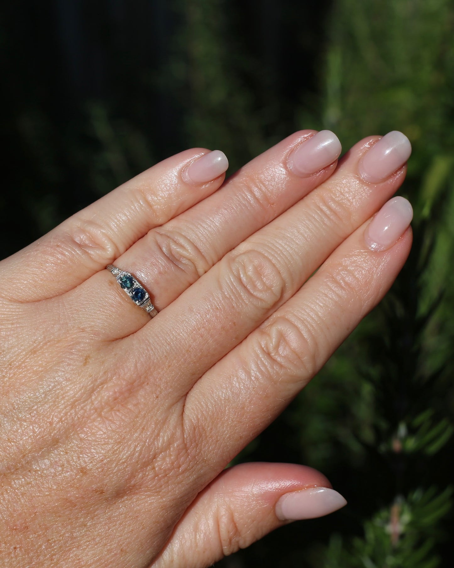 ON HOLD Delicate Vintage Australian Parti Toi et Moi, 9ct White and Yellow Gold, size N or just over 6.75, 1.39g