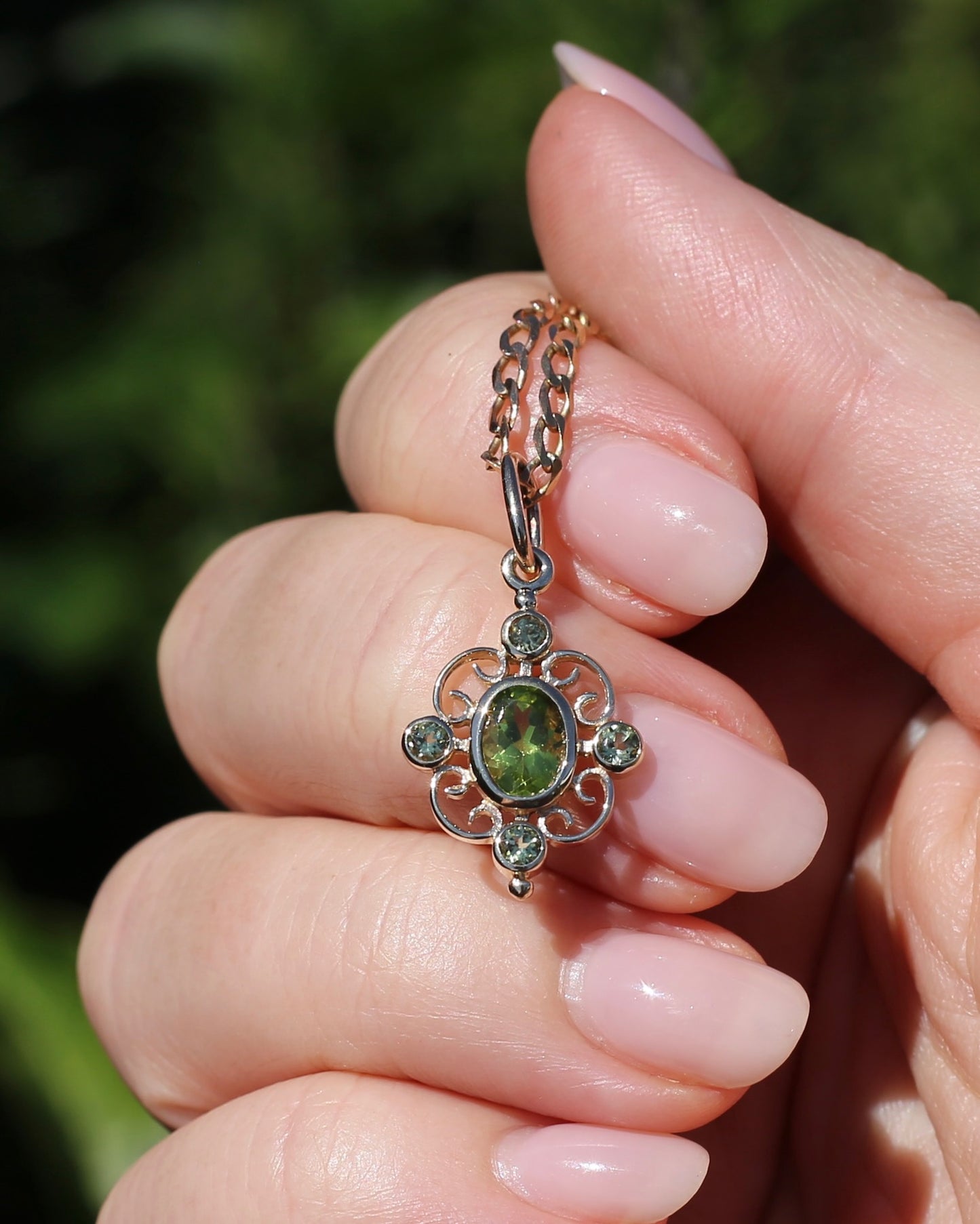 Vintage Bezel Set Peridot Pendant, 9ct Yellow Gold, 1.74g