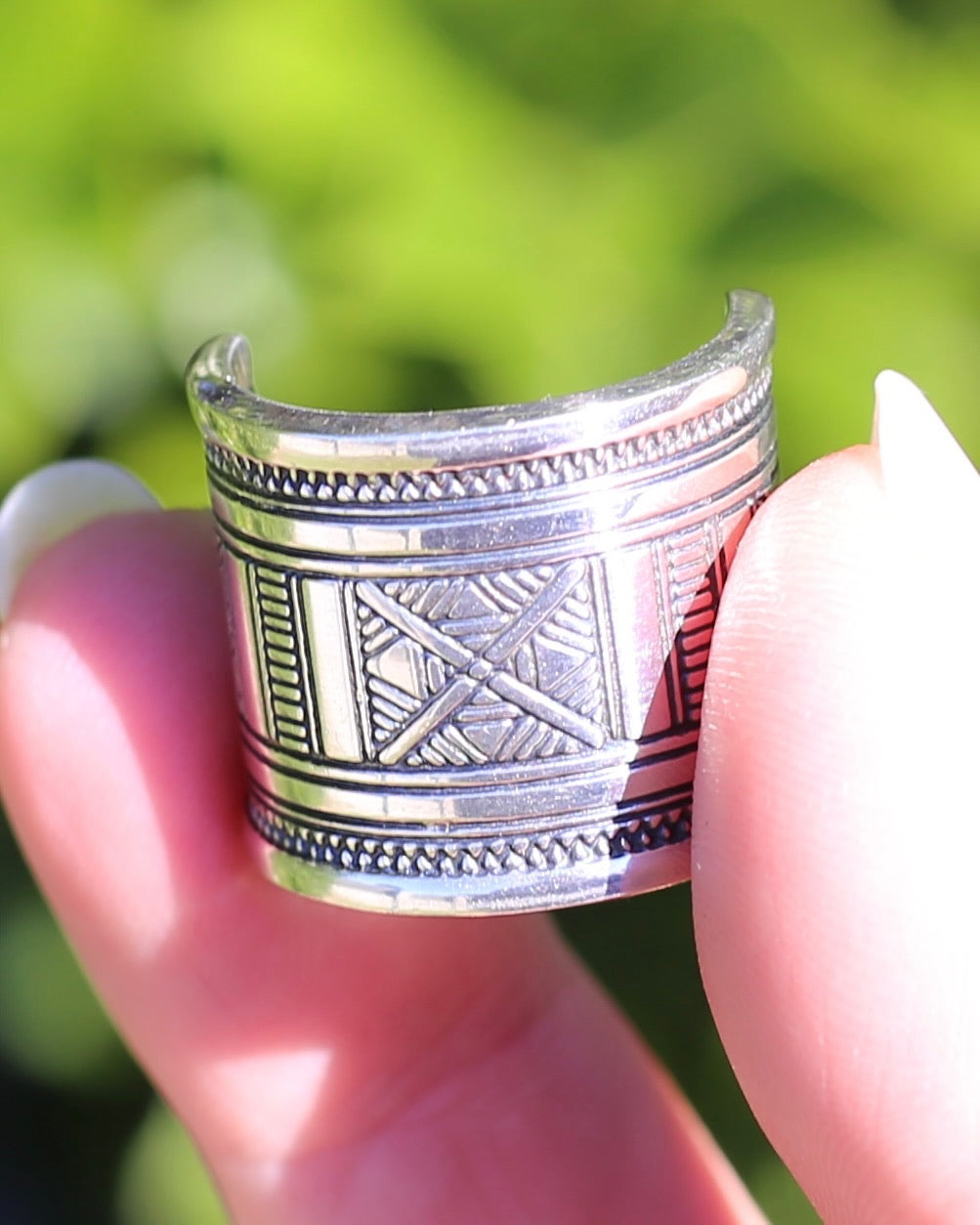 Wide Sterling Silver Etched Cigar Band, Comfort Fit Back, size P or 7.5 (fits more like an O or 7)