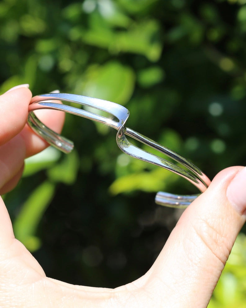 Sterling Silver Cuff with Twist Detail, 14.3