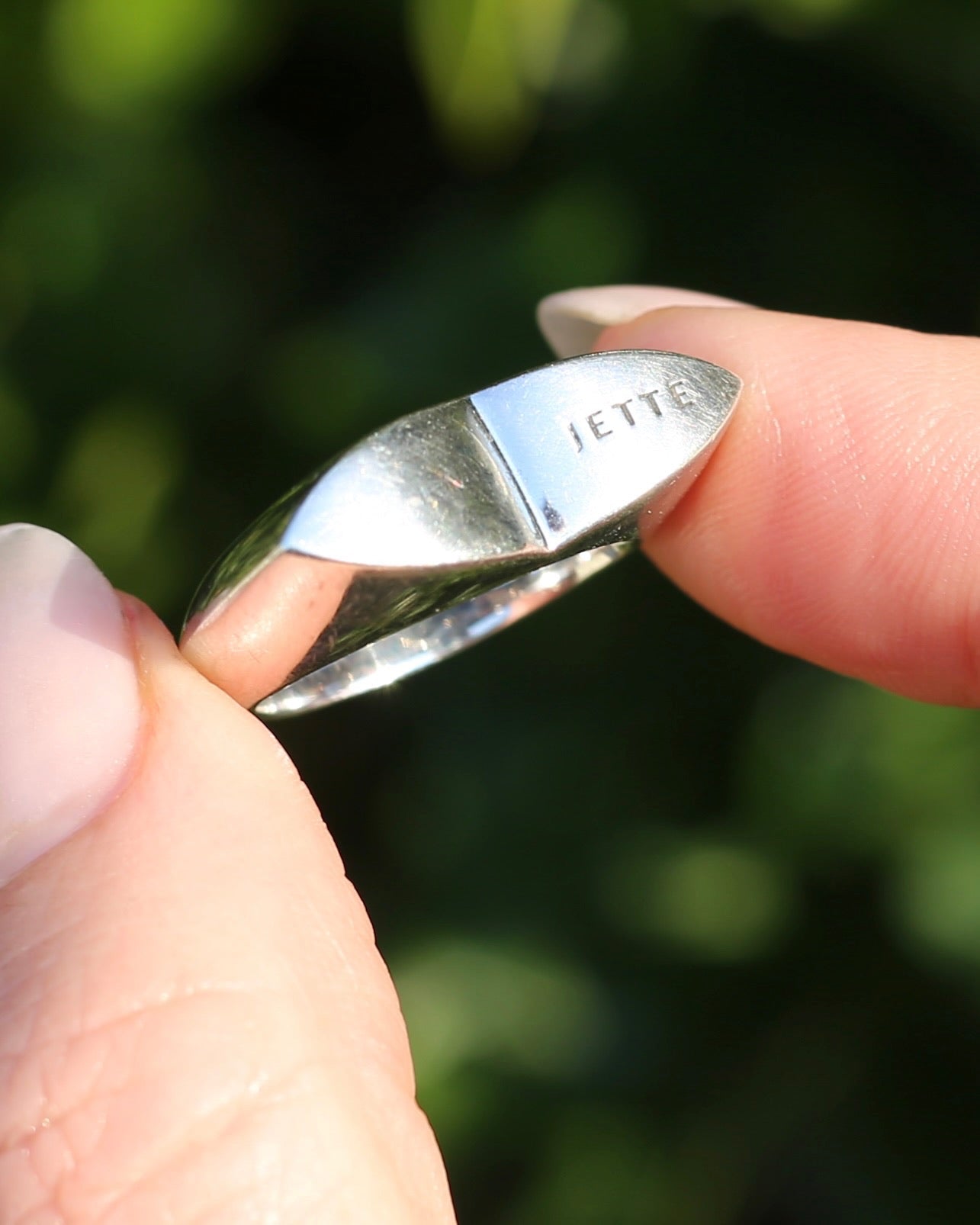 German Jette Ring, Sterling Silver, 8.1g, size O or 7.25 (feels more like N1/2)