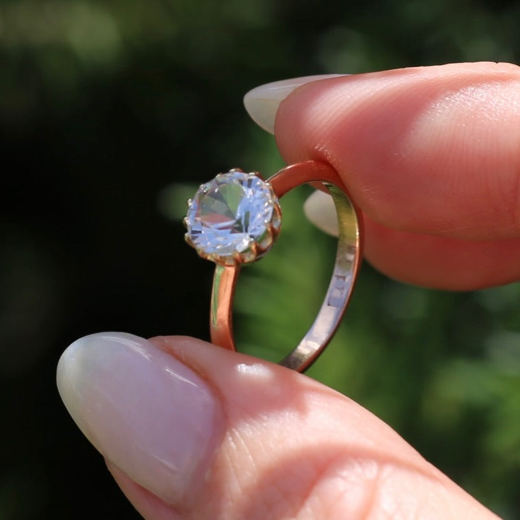 Vintage White Spinel Ring in Fabulous 14 Claw Setting, 9ct Old Rosey Gold, size 8.75 or just over R