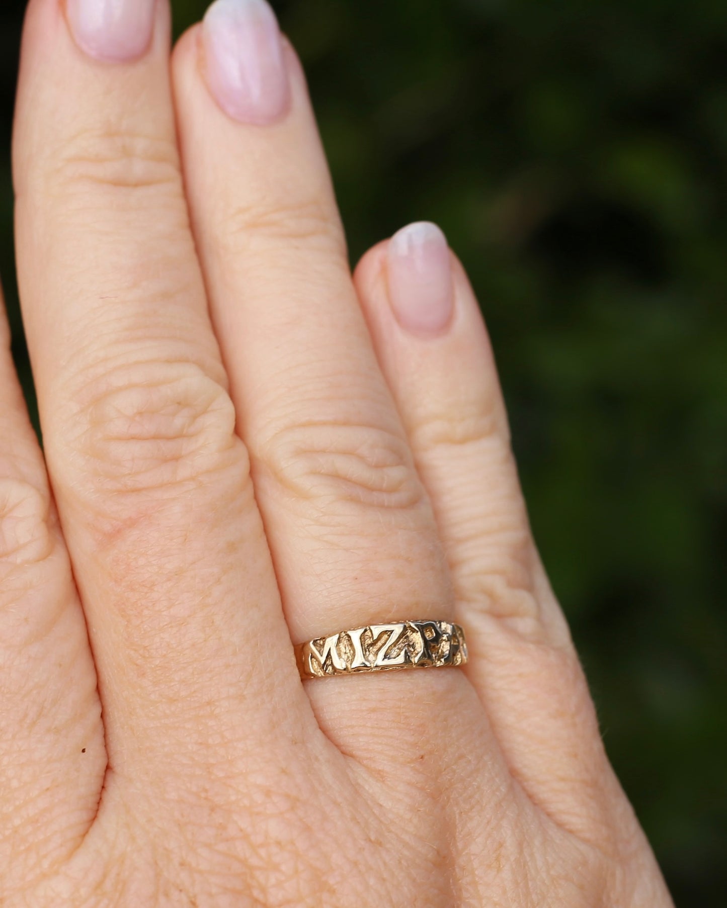 MIZPAH ring, 9ct Yellow Gold, size P or 7.75