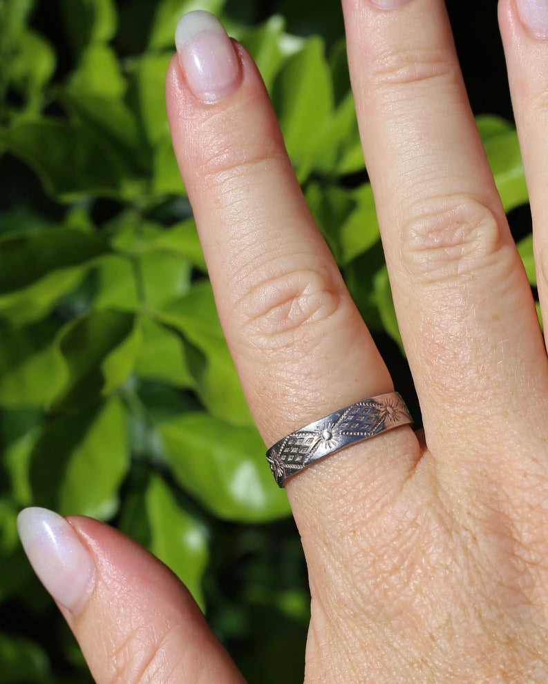 Engraved Sunshine and Diamond Panel Silver Band, Sterling Silver, sixe W1/2 or 11.25