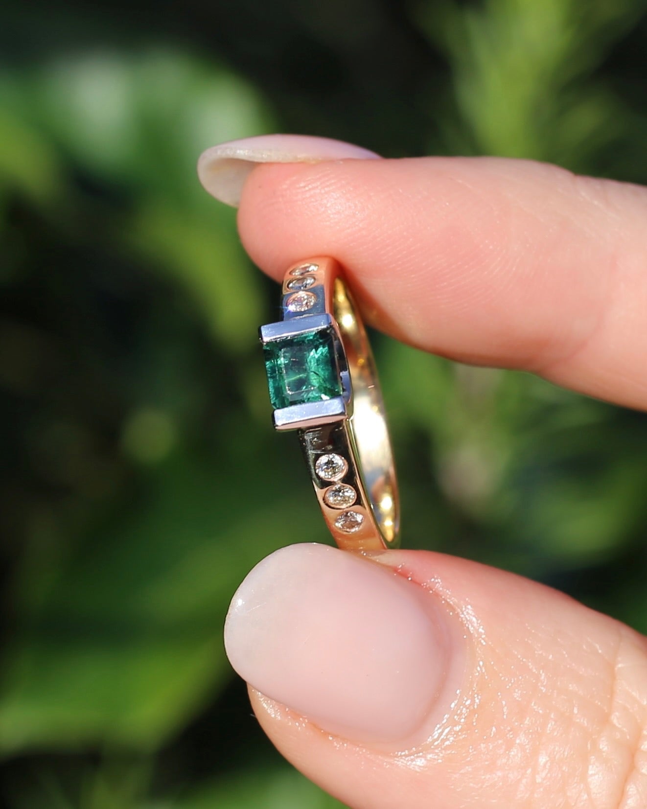 Vintage Chunky East West Set Semi Bezel Tourmaline and Flush Set Diamonds, 9ct Yellow and White Gold, size 9 or S, 4.37g