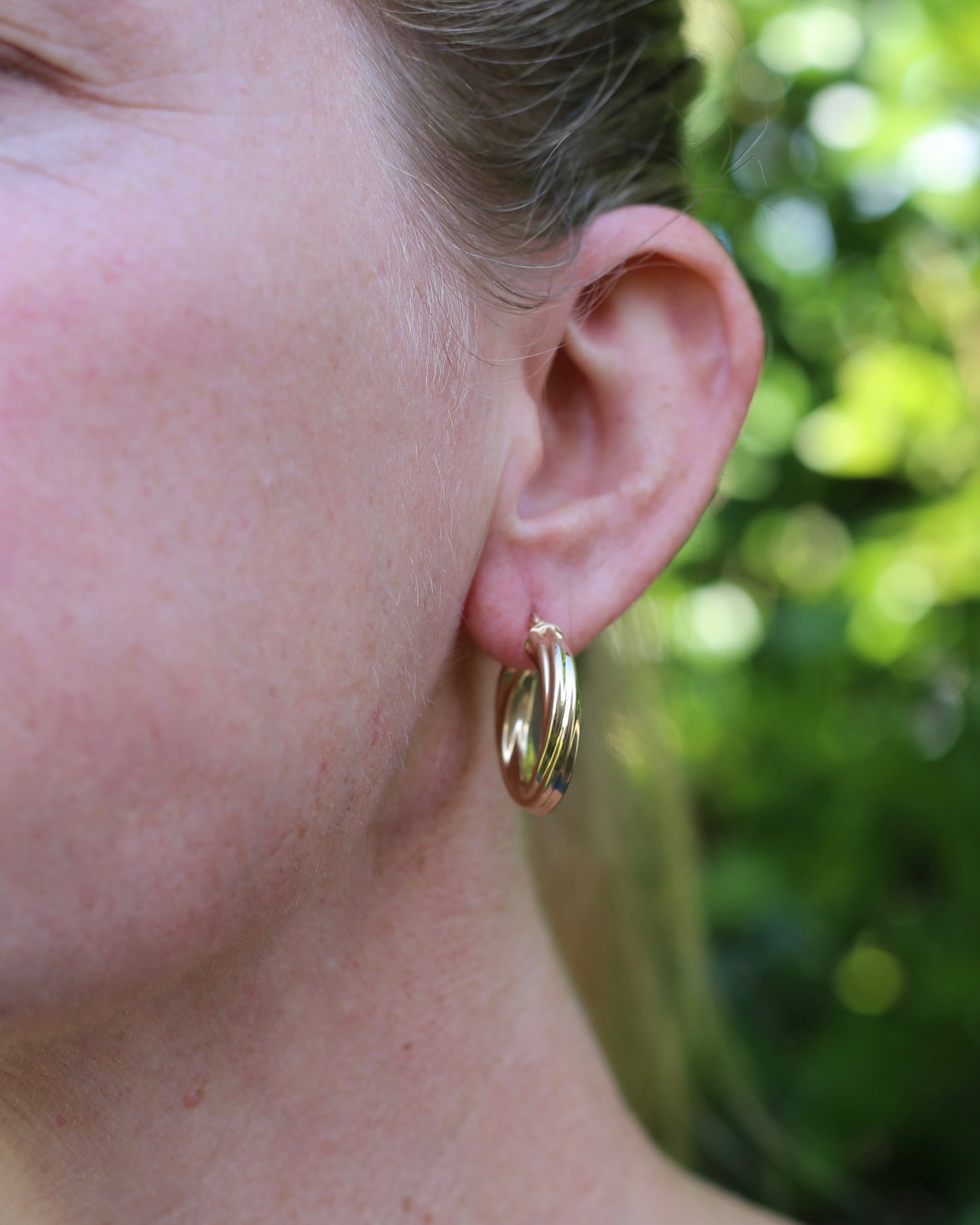 UnoAErre Twisted 9ct Gold Hoop Earrings, 23.6mm 2.33g