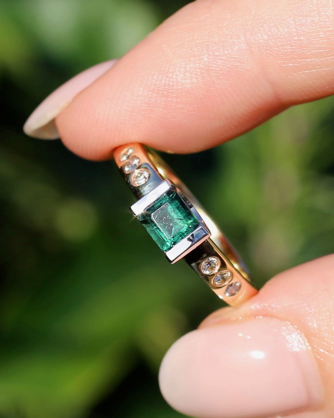 Vintage Chunky East West Set Semi Bezel Tourmaline and Flush Set Diamonds, 9ct Yellow and White Gold, size 9 or S, 4.37g