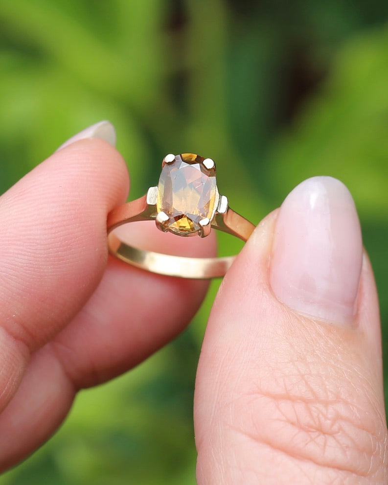 Vintage Yellow Sapphire Ring, 9ct Yellow Gold, size M1/2 or 6.5, 2.68g