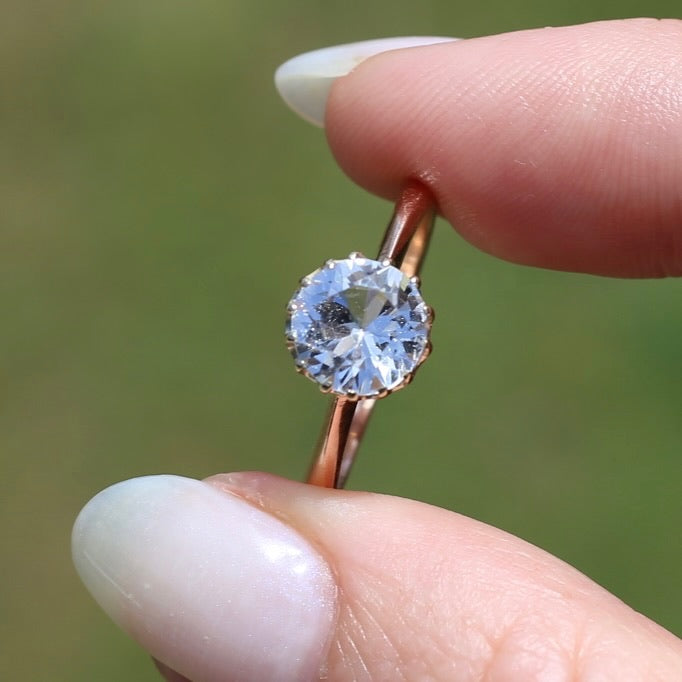 Vintage White Spinel Ring in Fabulous 14 Claw Setting, 9ct Old Rosey Gold, size 8.75 or just over R