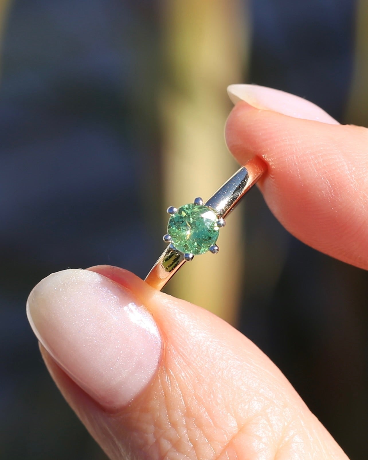 0.75ct Tsavorite - Light Grossular Green Garnet - in Vintage 14ct Yellow and White Gold Setting, size J1/2 or 5