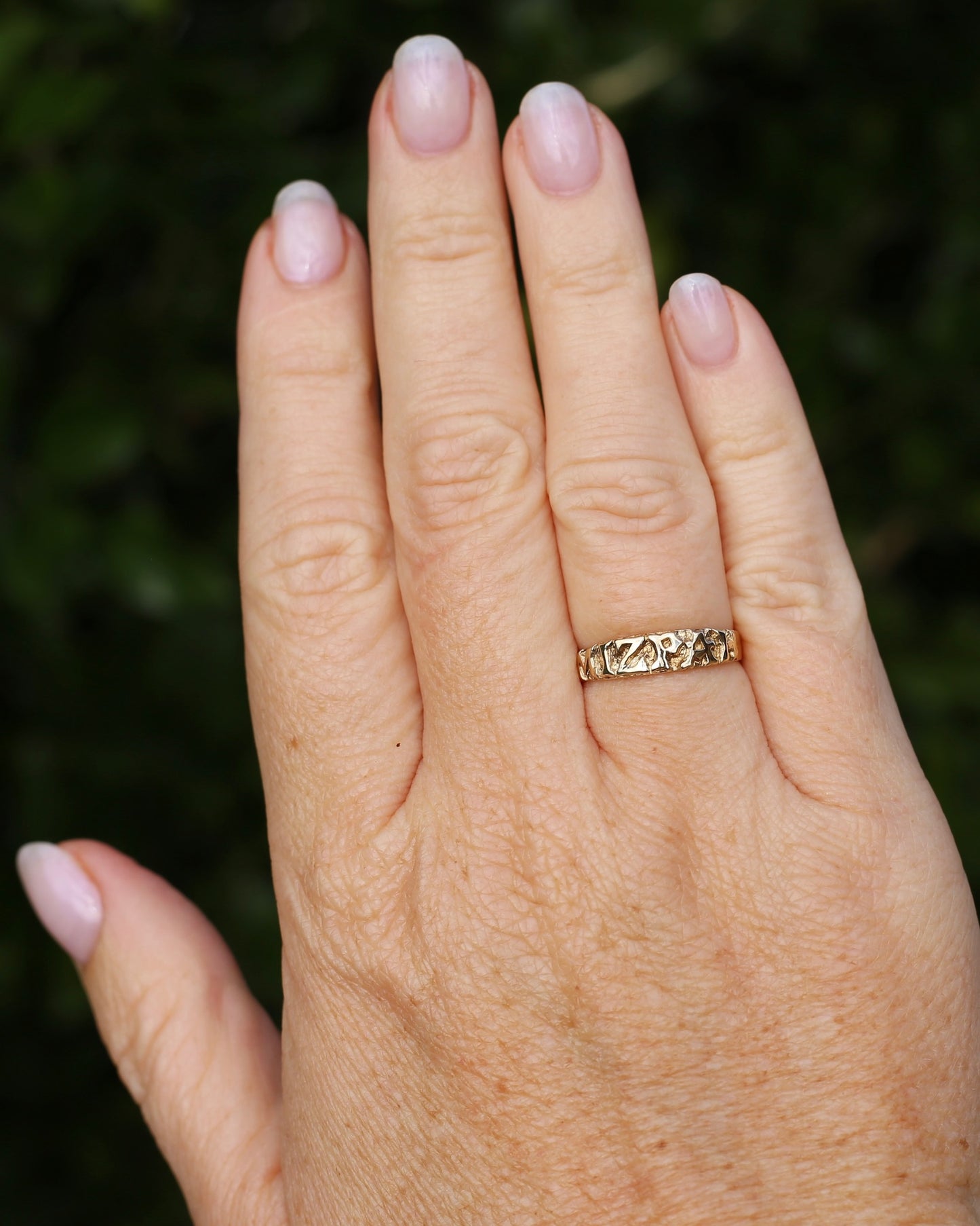 MIZPAH ring, 9ct Yellow Gold, size P or 7.75