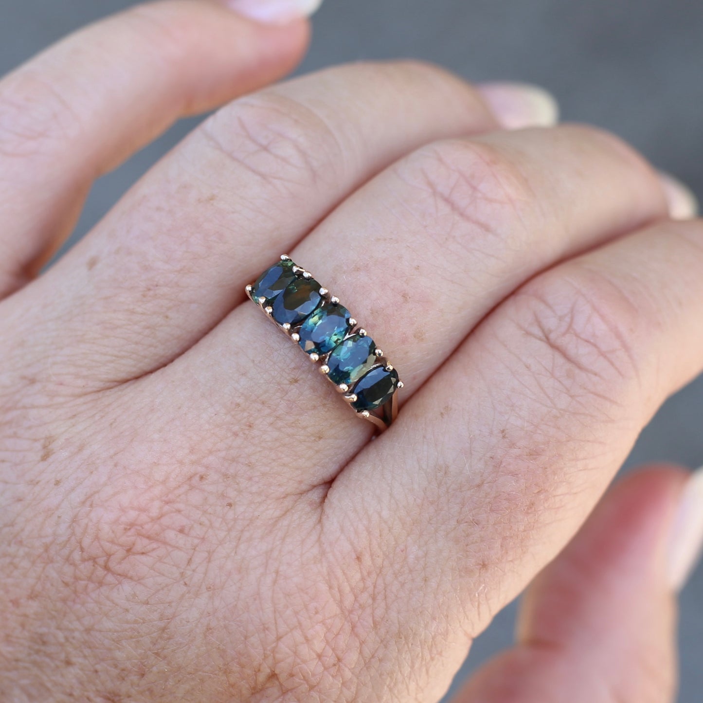3 Carat Five Stone Parti Sapphire Ring, 9ct Yellow Gold, size R1/2 or nearly 9, with valuation