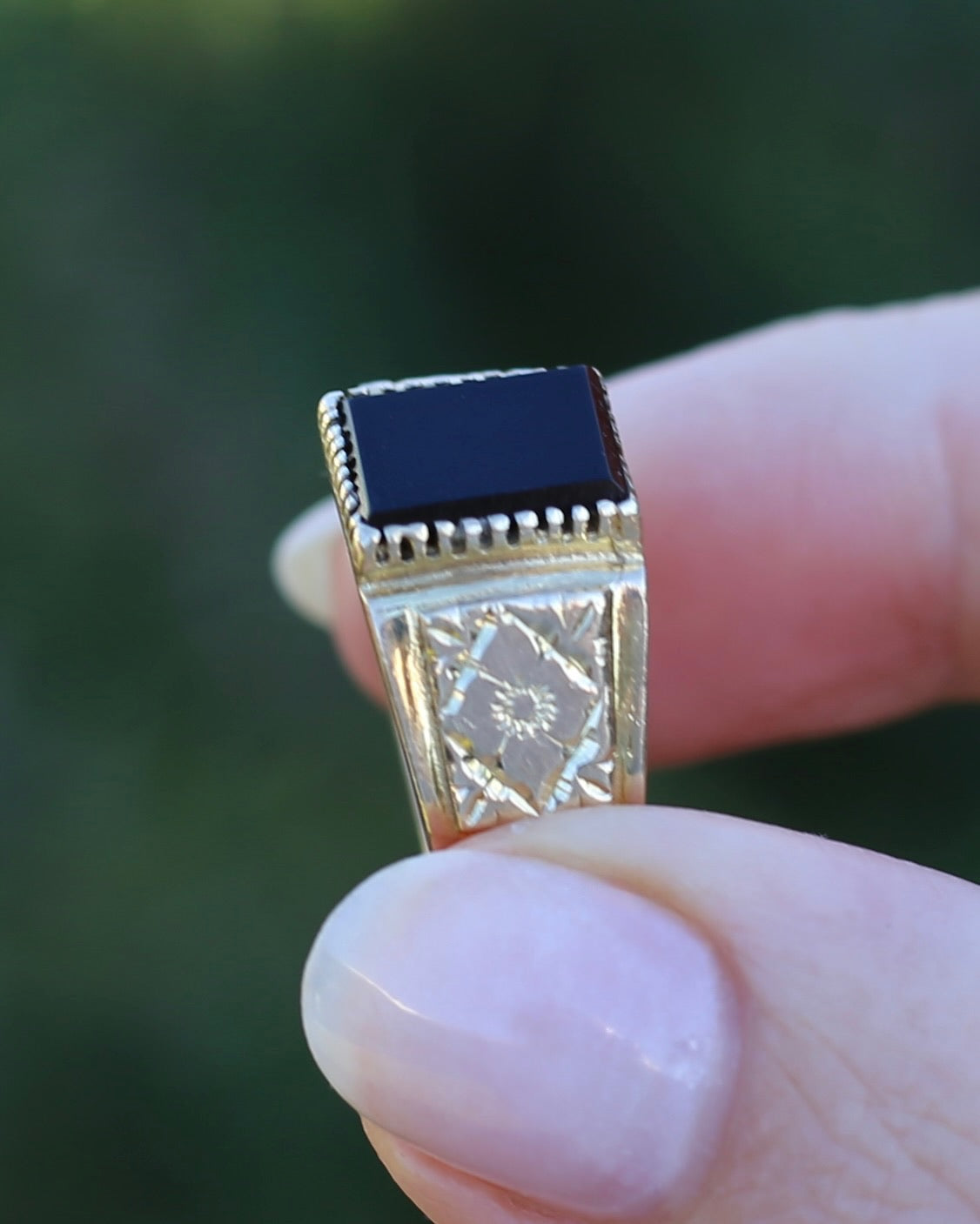 Chunky 1979 Onyx Signet with Floral Shoulders, 9ct Yellow Gold, size 10 or U
