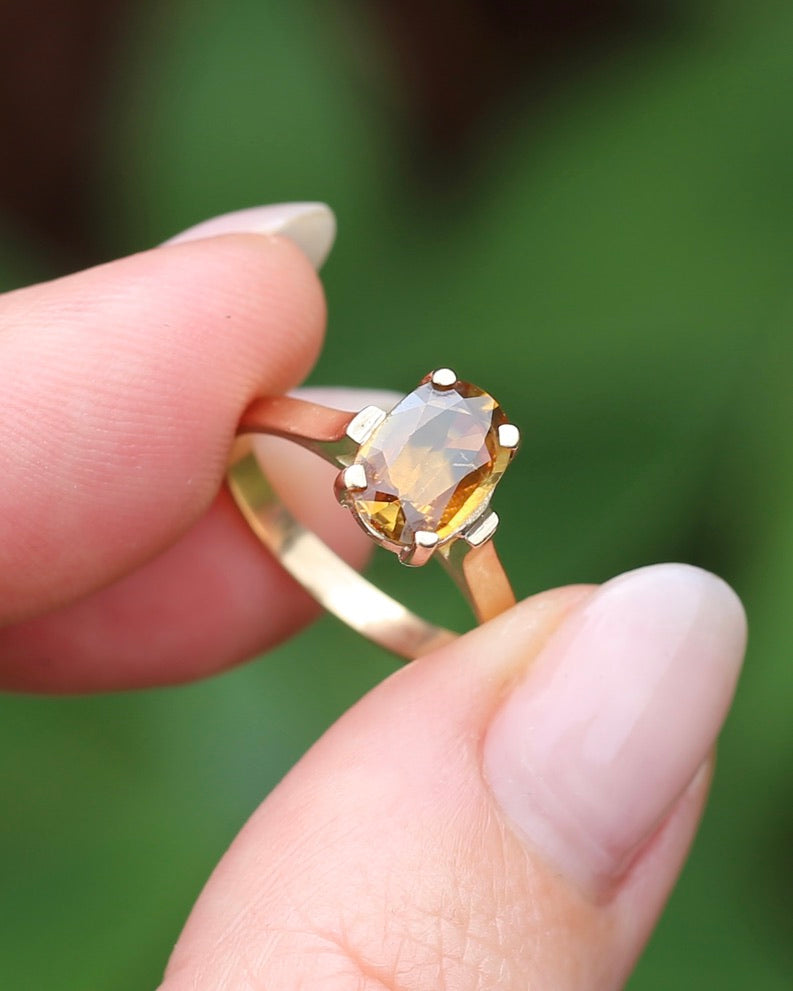Vintage Yellow Sapphire Ring, 9ct Yellow Gold, size M1/2 or 6.5, 2.68g